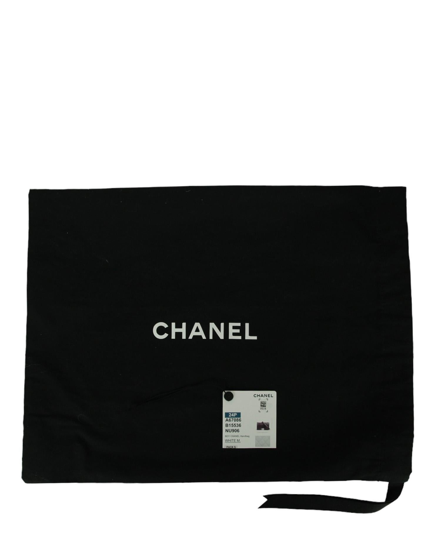 Chanel 2024 Grey Shiny Caviar Leather Quilted Medium Boy Bag For Sale 8