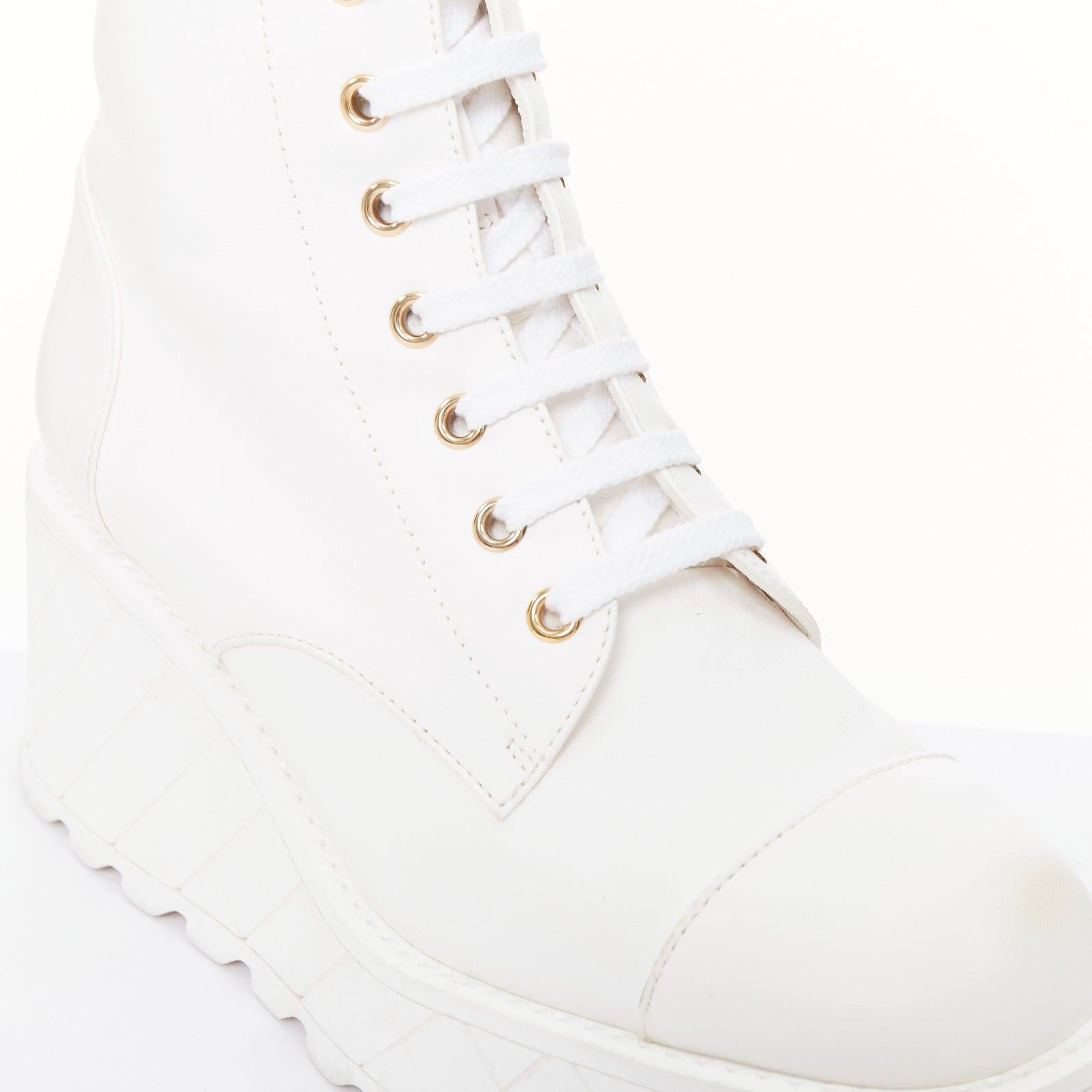 CHANEL 2024 white leather CC logo grid platform lace up wedge boots EU39 im Angebot 2