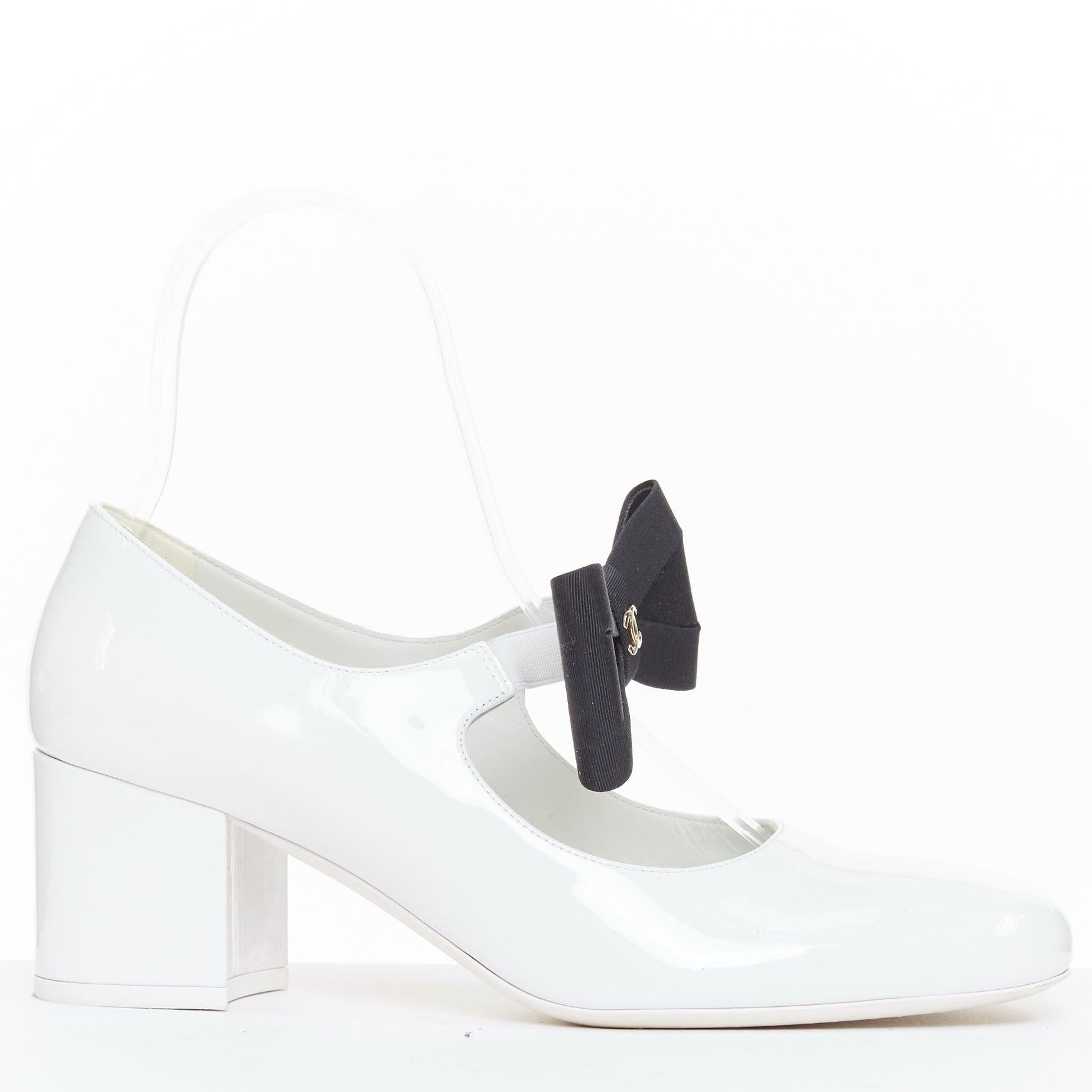 CHANEL 2024 white patent black CC logo bow maryjane chunky heels EU38.5
Reference: AAWC/A01506
Brand: Chanel
Designer: Virginie Viard
Collection: 2024
Material: Patent Leather, Fabric
Color: Black, White
Pattern: Solid
Closure: Elasticated
Lining: