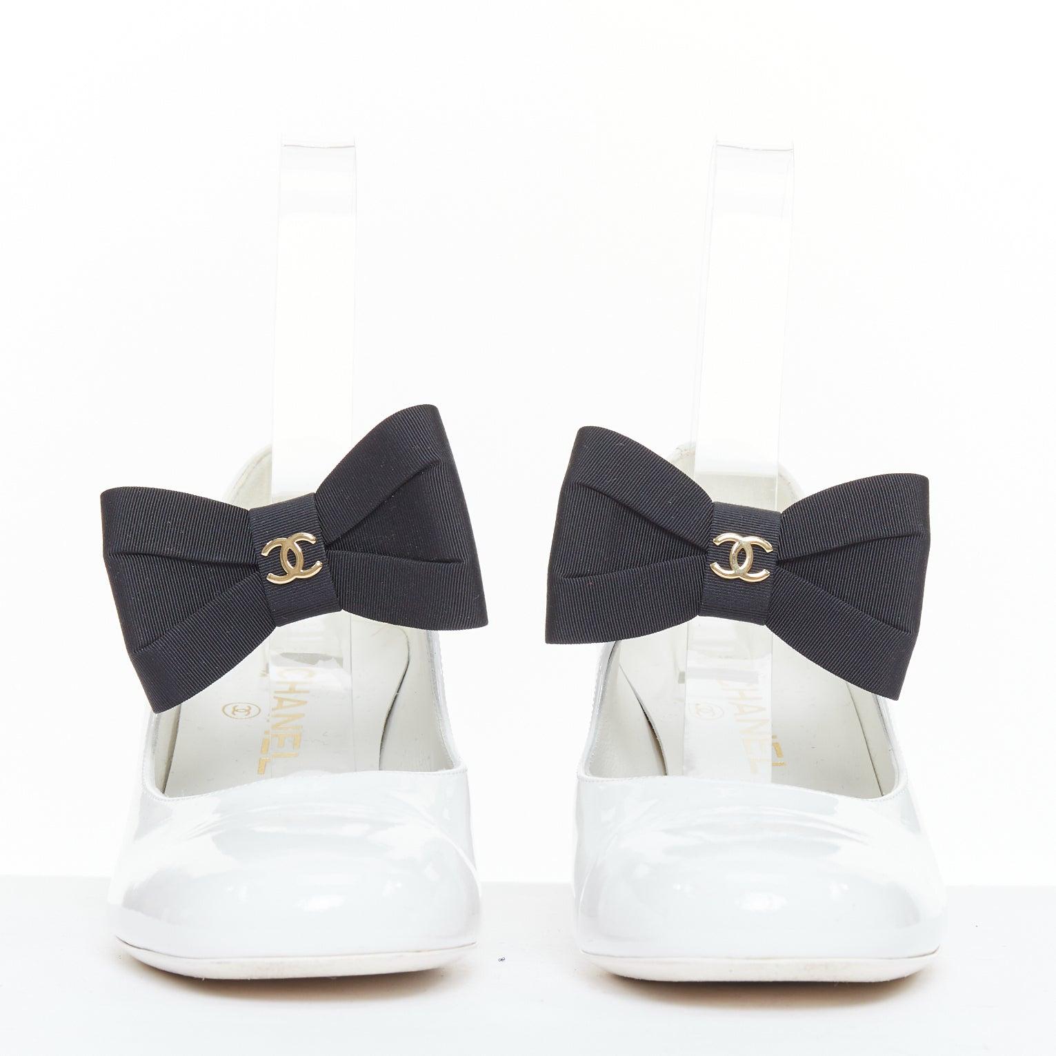 Gray CHANEL 2024 white patent black CC logo bow maryjane chunky heels EU38.5