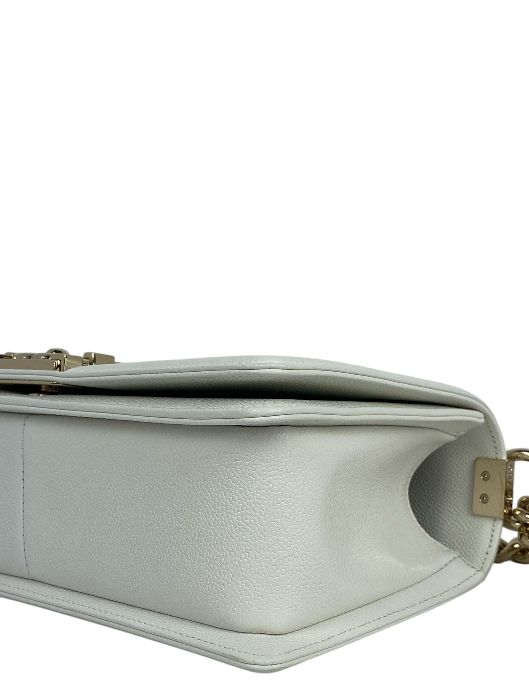 Chanel 2025 NEW White Caviar Leather Quilted Medium Boy Bag w/ Receipt in vendita 2