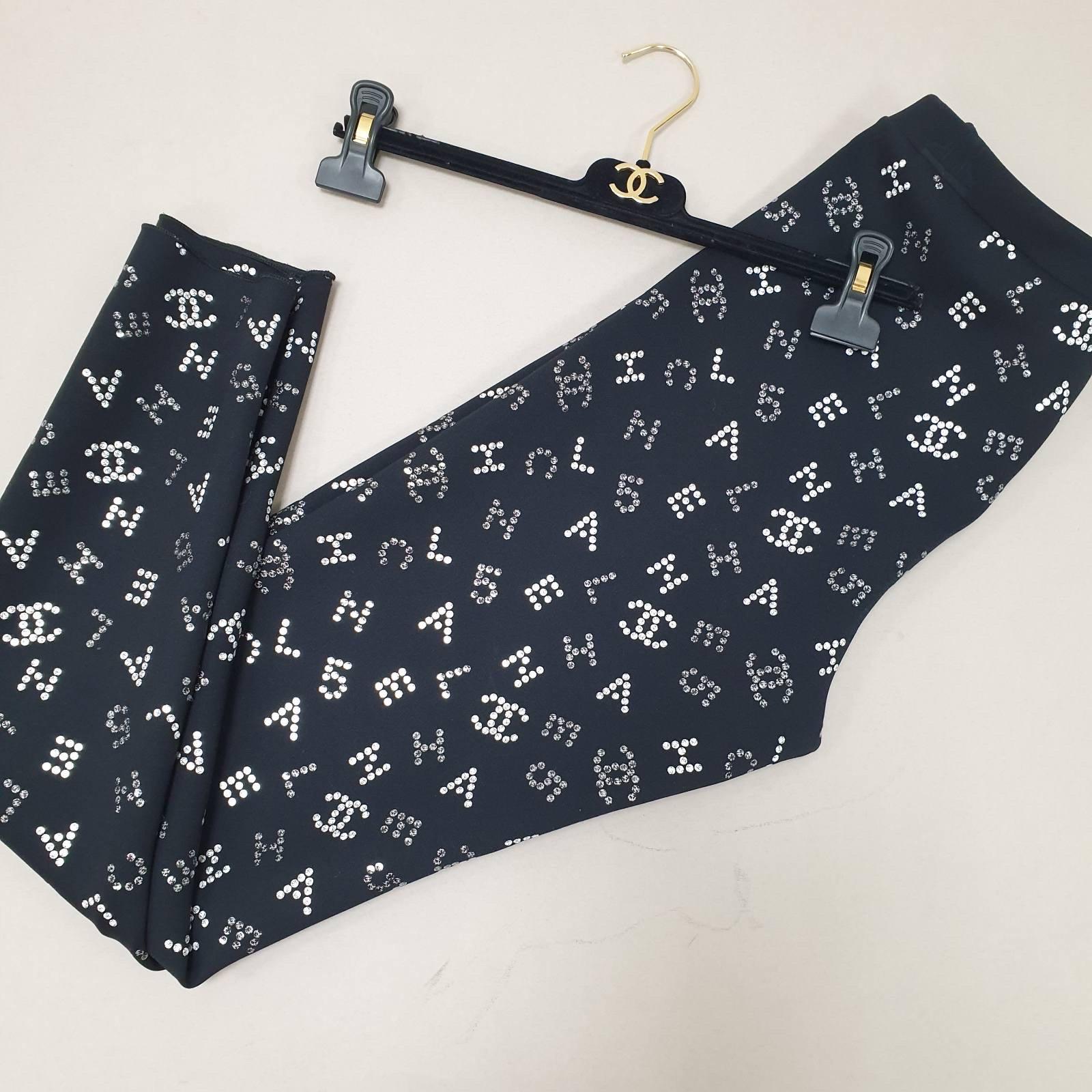CHANEL 20C Runway CC Leggins In Good Condition In Krakow, PL