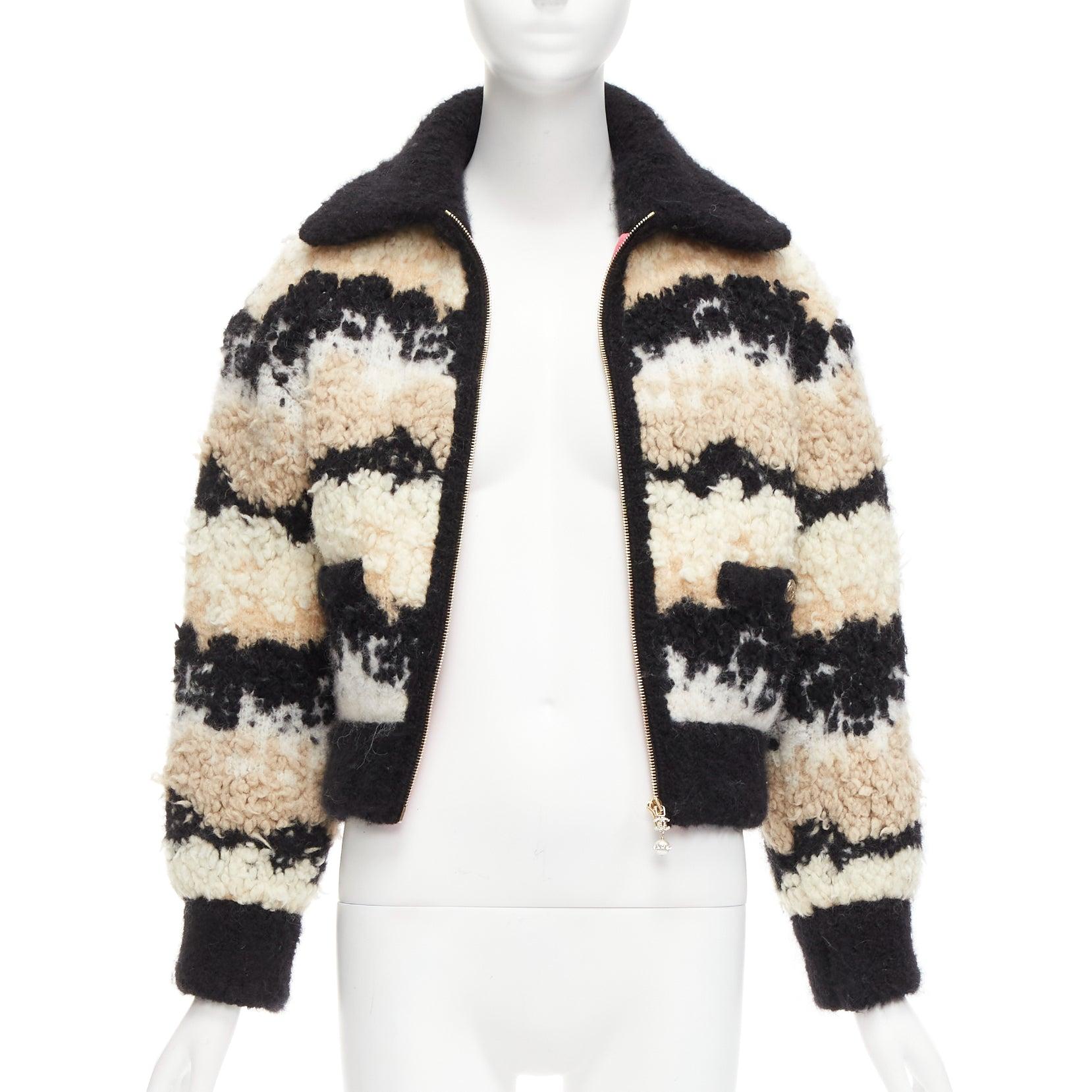 Beige CHANEL 20N Coco Neige CC pearl zip cream wool cashmere cropped bomber FR34 XS For Sale