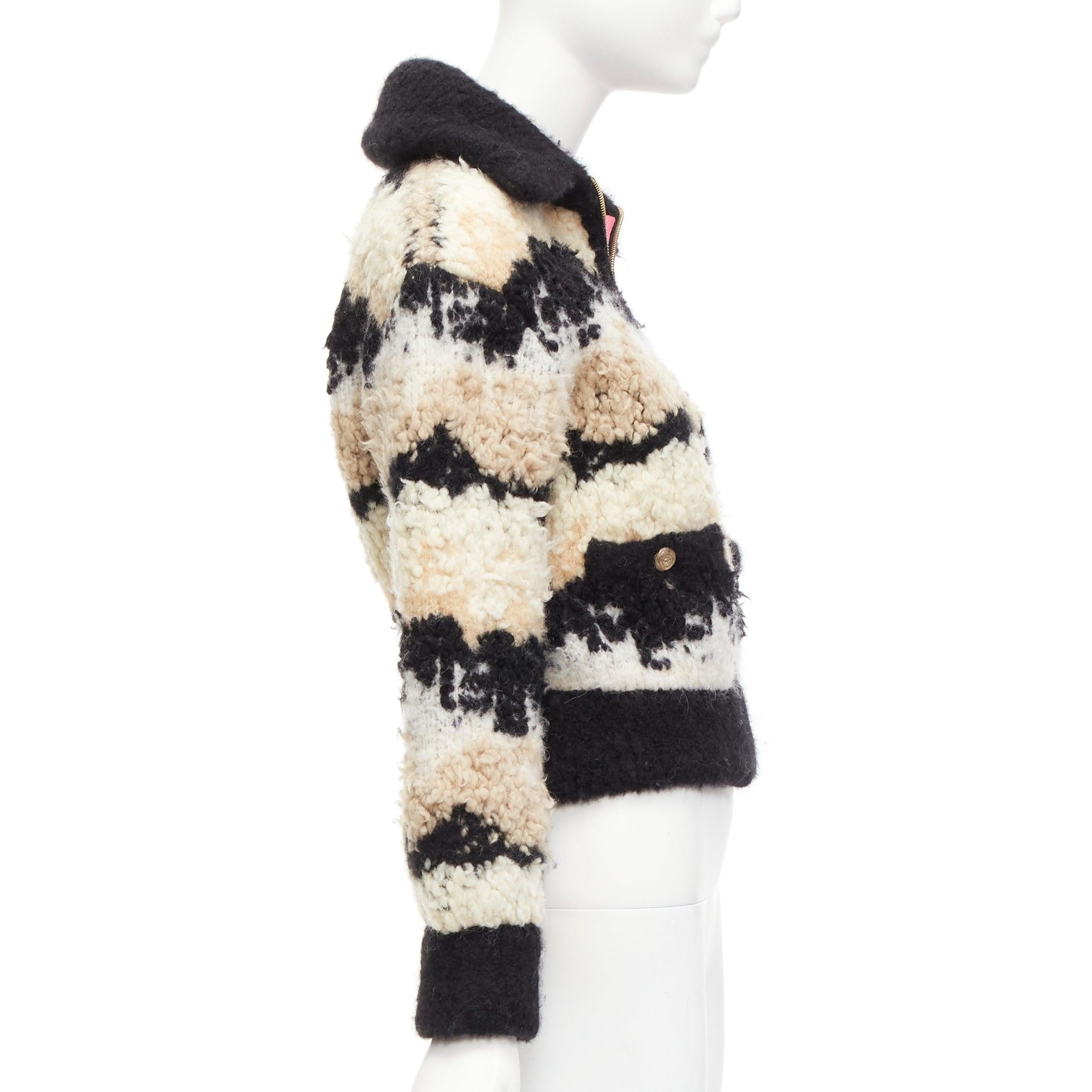 Women's CHANEL 20N Coco Neige CC pearl zip cream wool cashmere cropped bomber FR34 XS For Sale