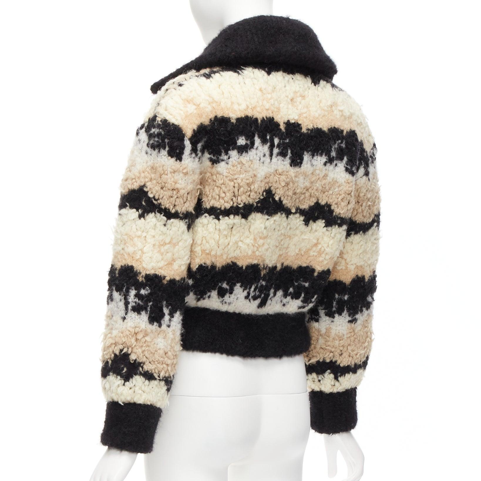 CHANEL 20N Coco Neige CC pearl zip cream wool cashmere cropped bomber FR34 XS For Sale 2
