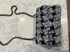 Chanel 20SS Houndstooth Tweed Mini Single Flap Bag in Blue and White