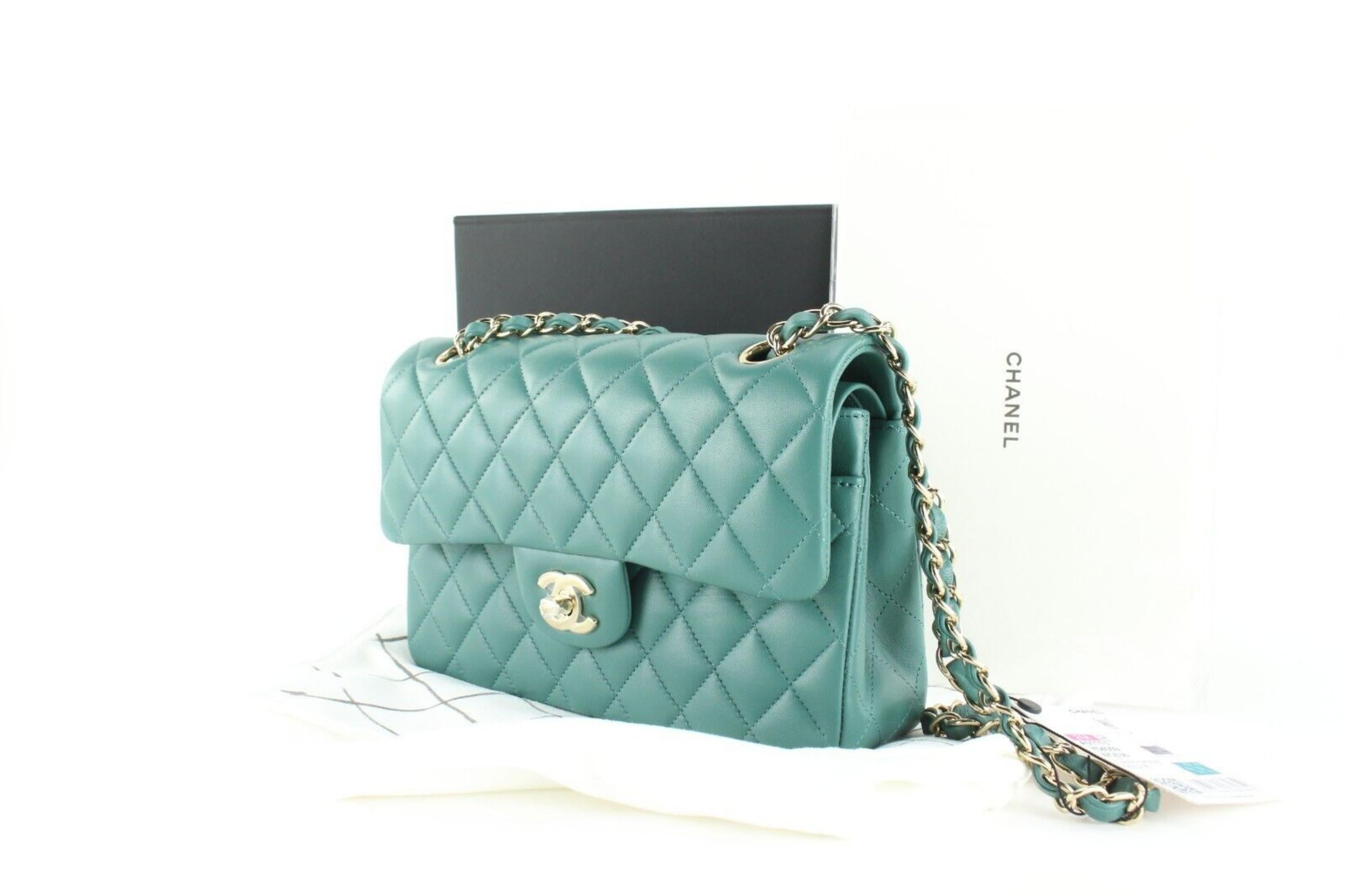Chanel 21A Green Lambskin Small Double Classic Flap GHW 1CJ0113 For Sale 4