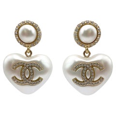 Chanel 21A Pearl Crystal CC Heart Drop Earrings Coco Neige 66184