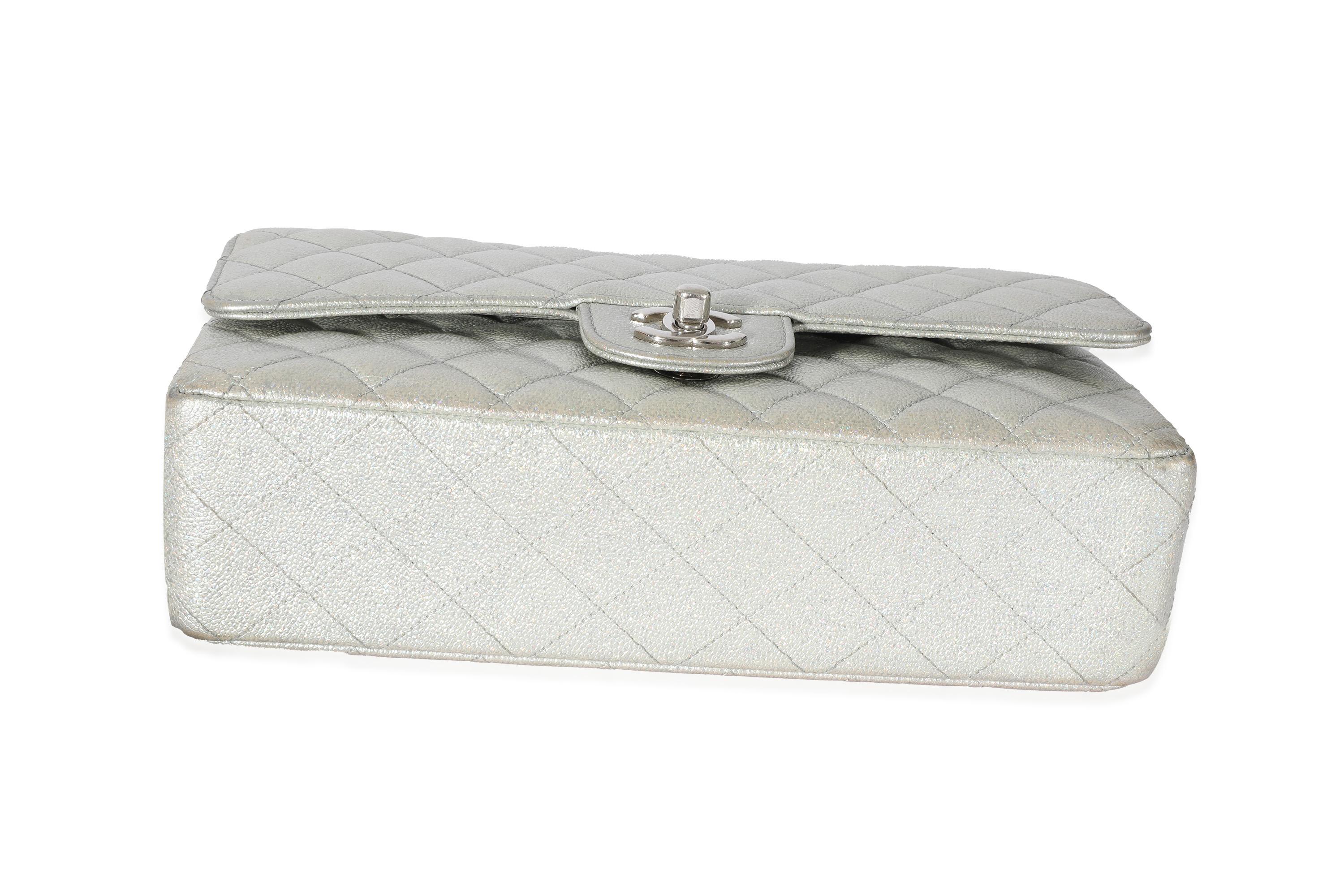 Women's Chanel 21K Glitter Caviar Medium Classic Double Flap Bag For Sale