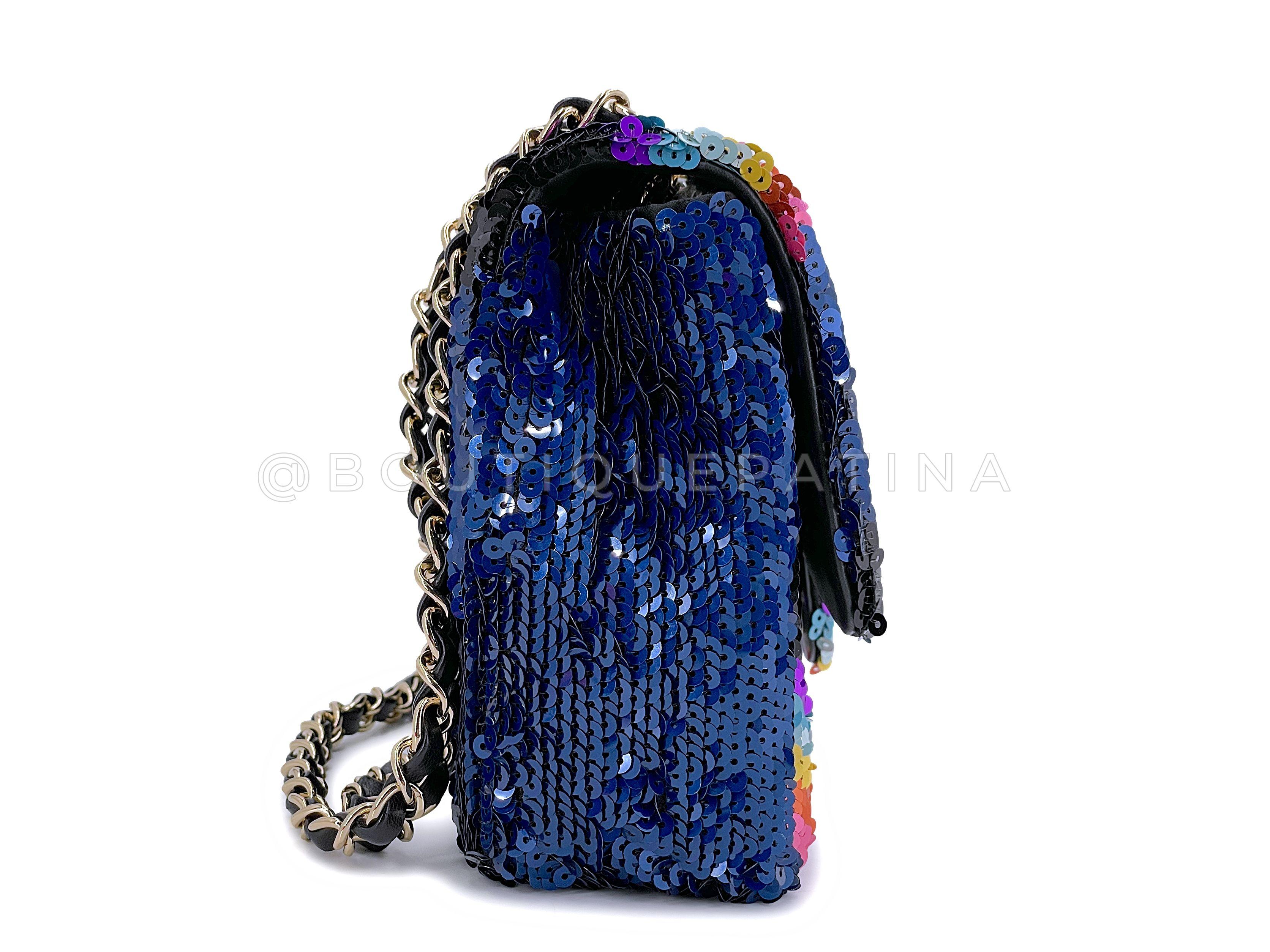 Women's Chanel 21K Medium Rainbow Sequin Flap Bag 67259 For Sale
