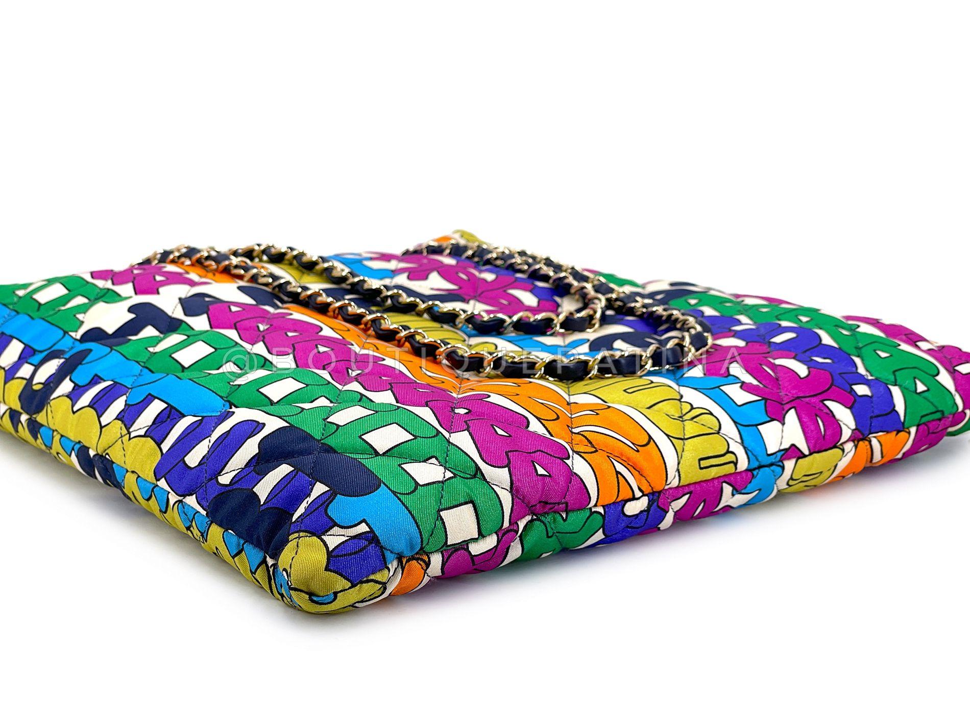 Chanel 21K Rainbow Letter Print NS Quilted Tote Bag GHW 68768 en vente 2