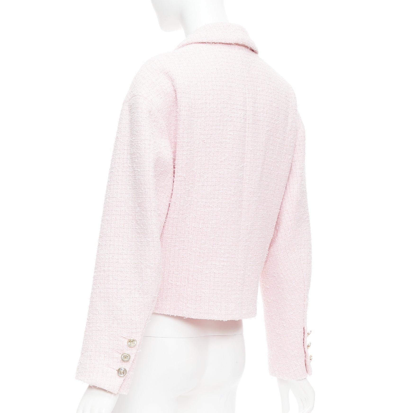 Chanel 21P rosa in tweed di cotone con bottoni CC doppiopetto FR38 M. in vendita 2