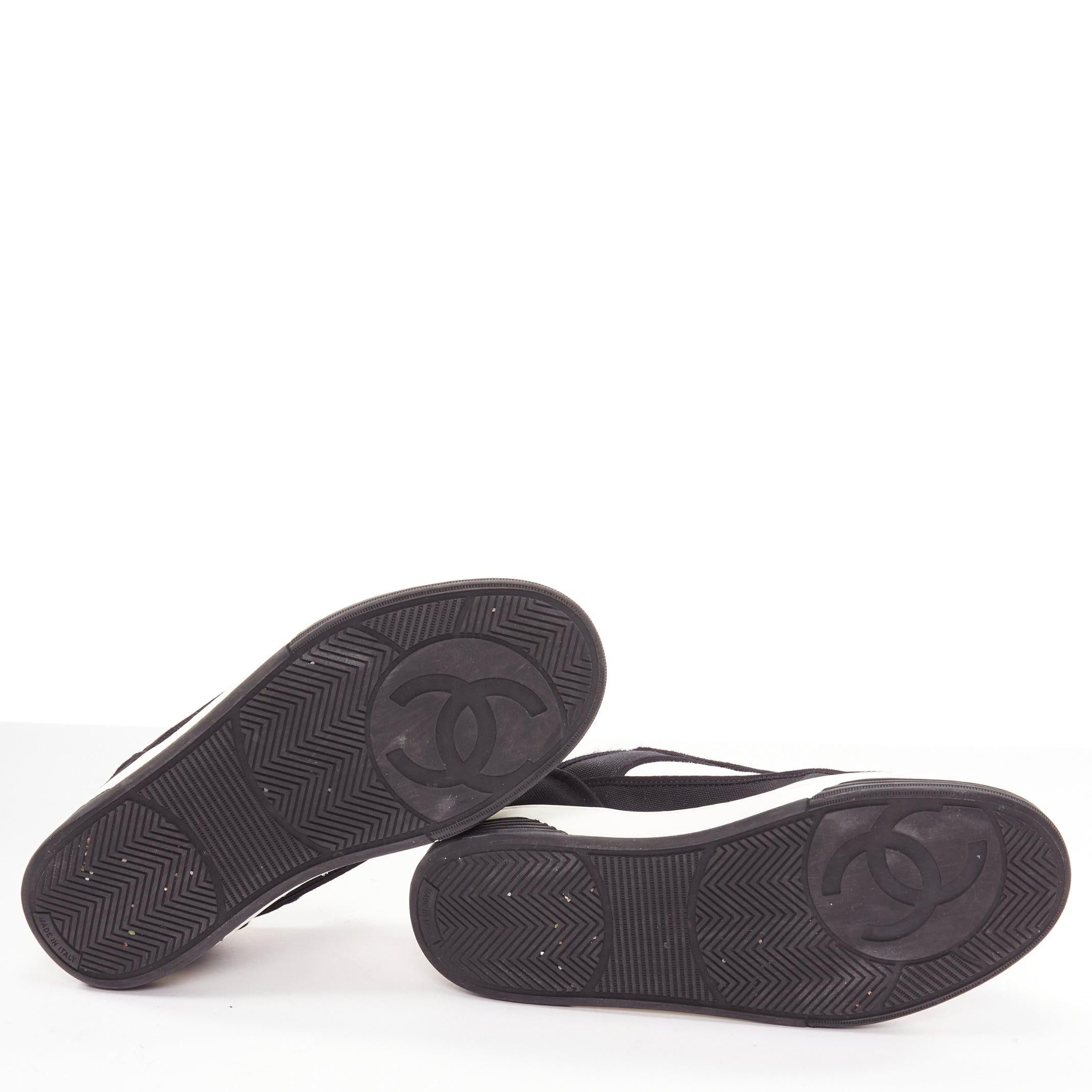 CHANEL 21S schwarz weiß CC Logo Stoff minimal schnüren Turnschuhe EU36.5 im Angebot 5