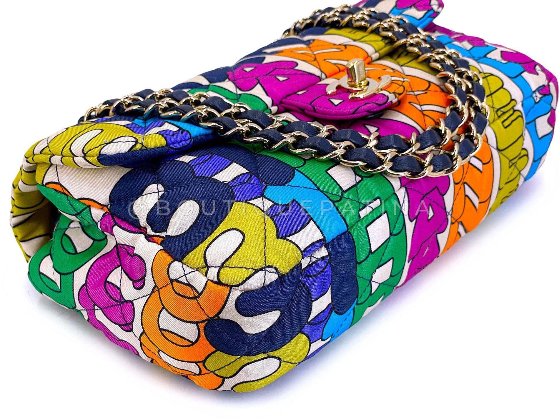 Chanel 21S Regenbogen Buchstaben gesteppt Logo Klappe Tasche GHW 68938 im Angebot 2
