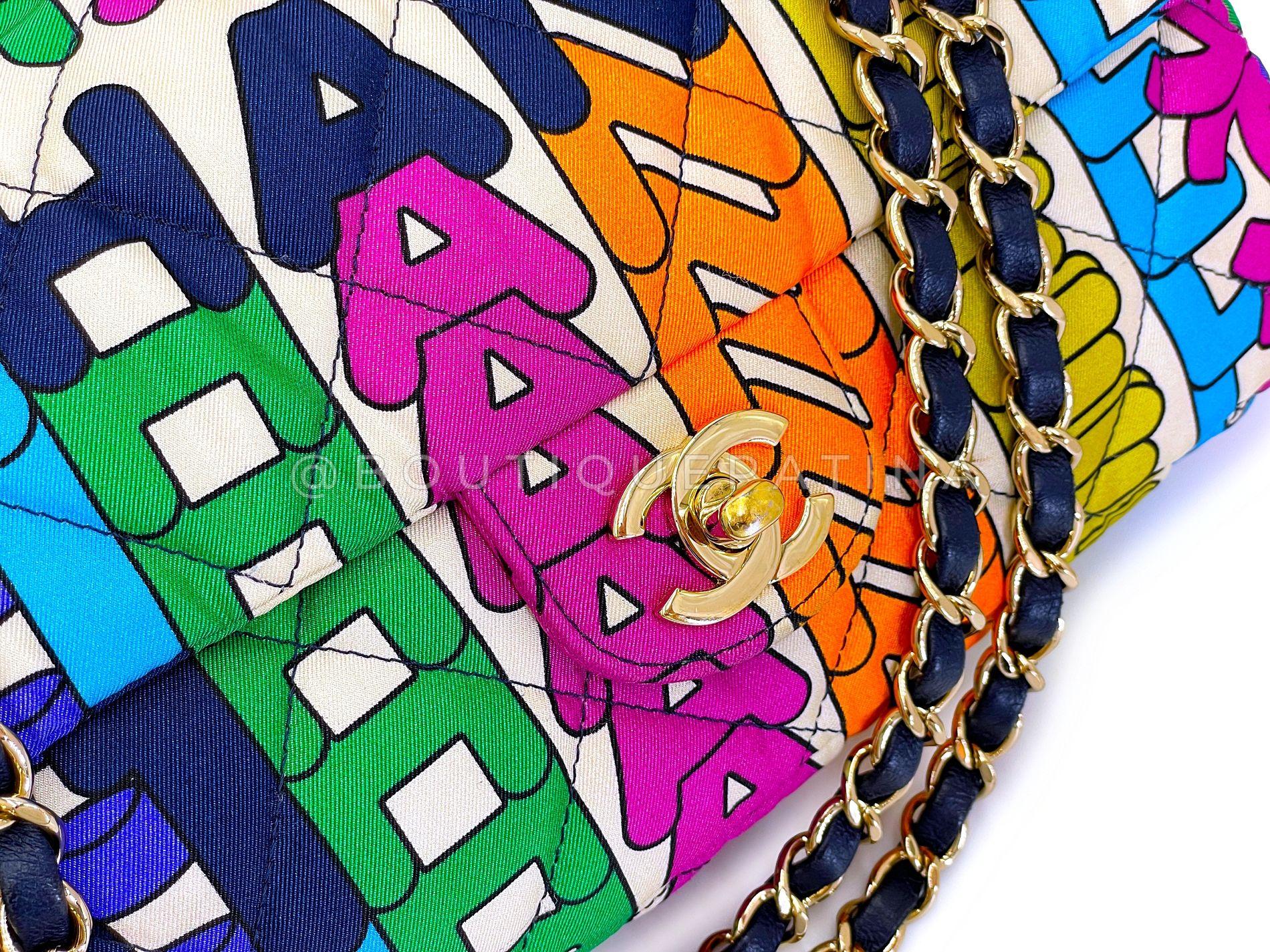 Chanel 21S Regenbogen Buchstaben gesteppt Logo Klappe Tasche GHW 68938 im Angebot 3