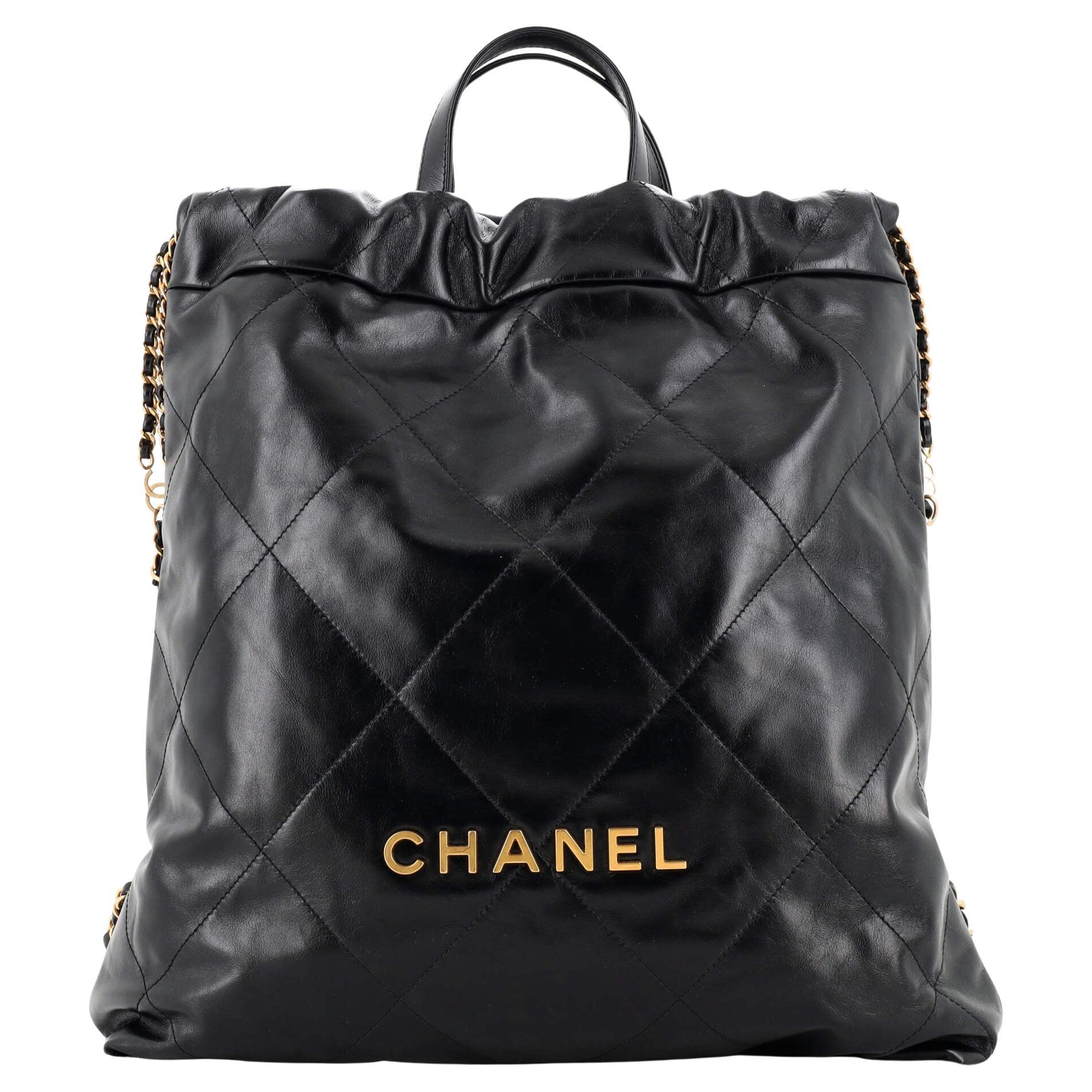 Chanel White Calfskin Chanel 22 Bag For Sale at 1stDibs