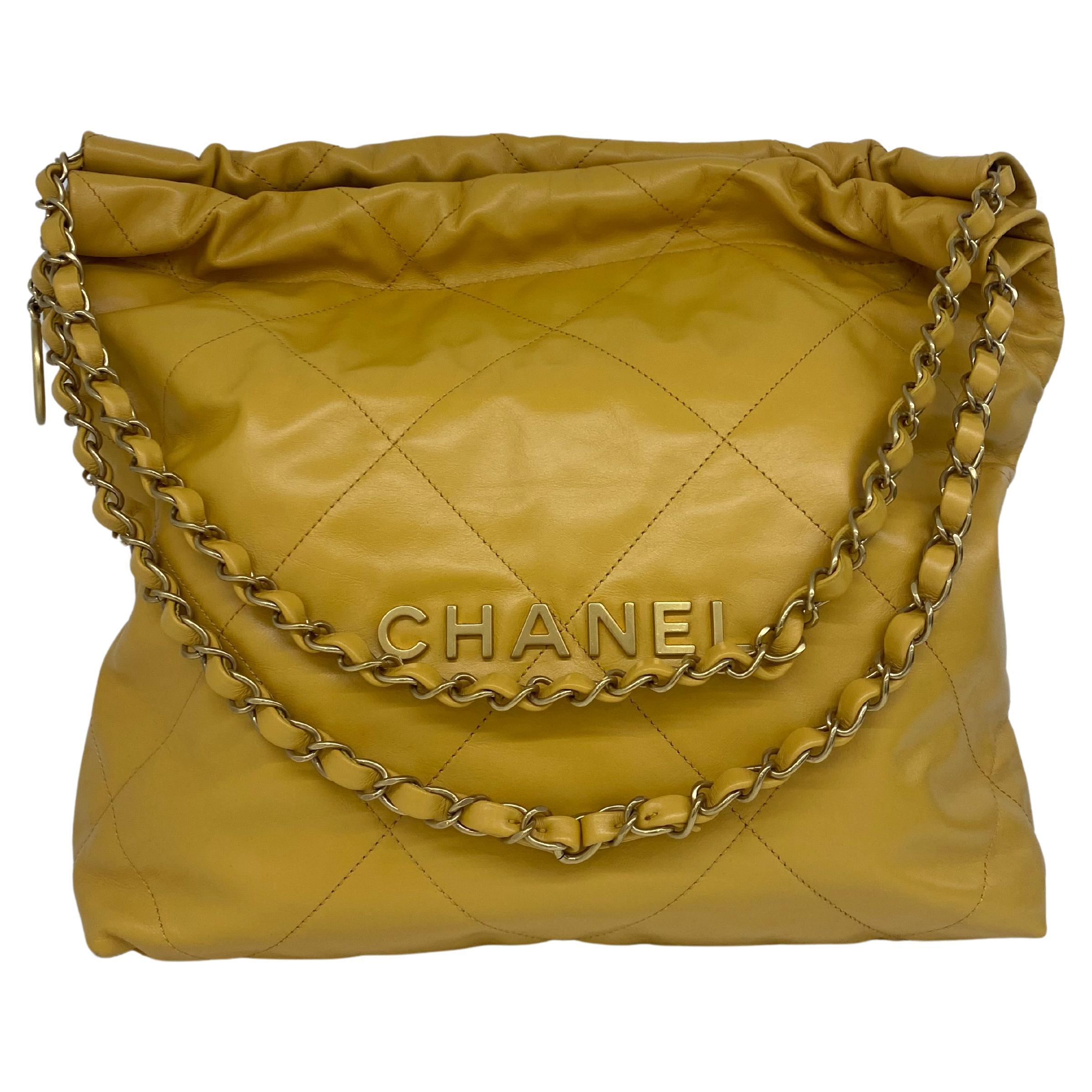Chanel 22 Handbag Medium Yellow GHW  For Sale