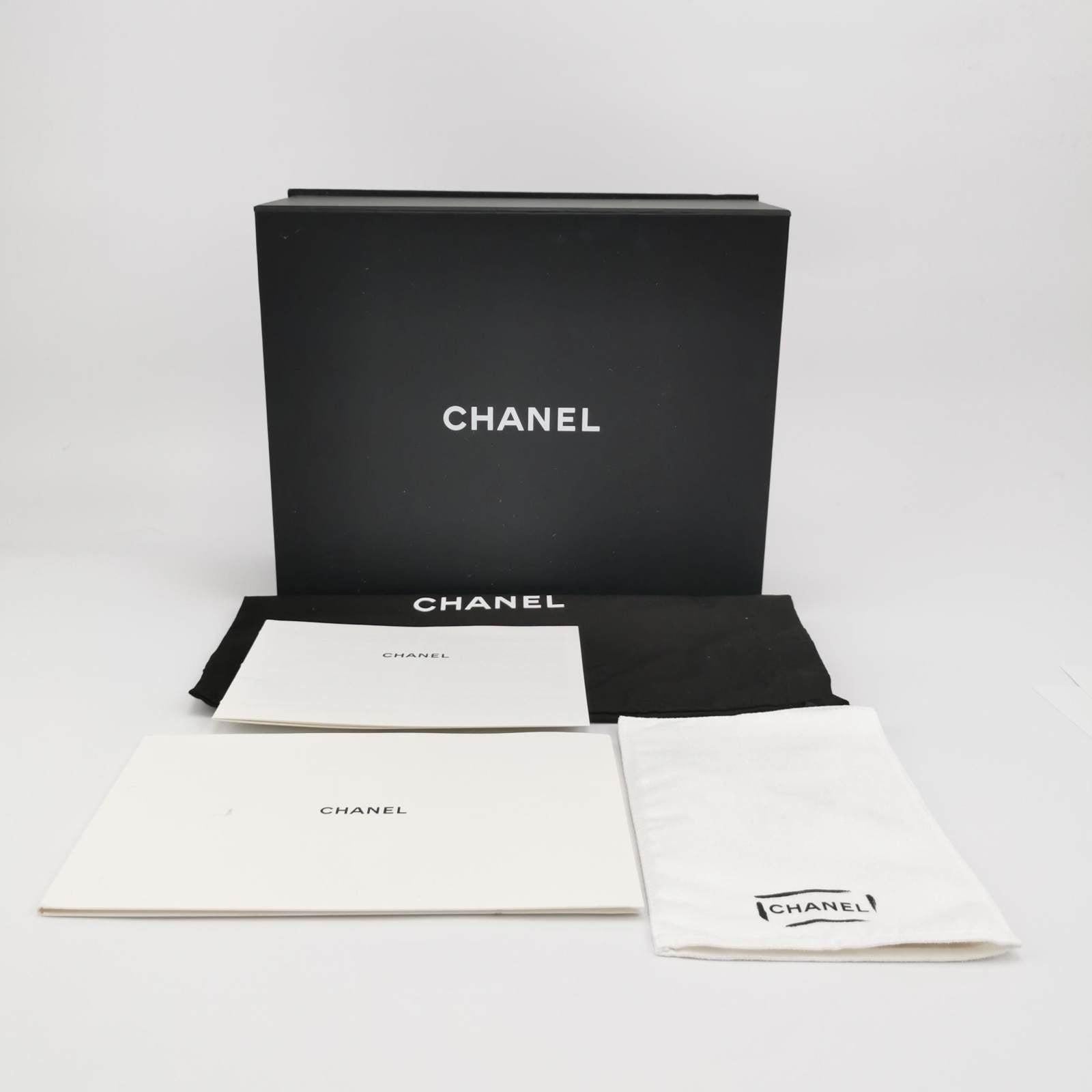 Chanel 22 Hobo Bag Mini Shiny Calfskin Leather Black with Gold-tone Hardware 10