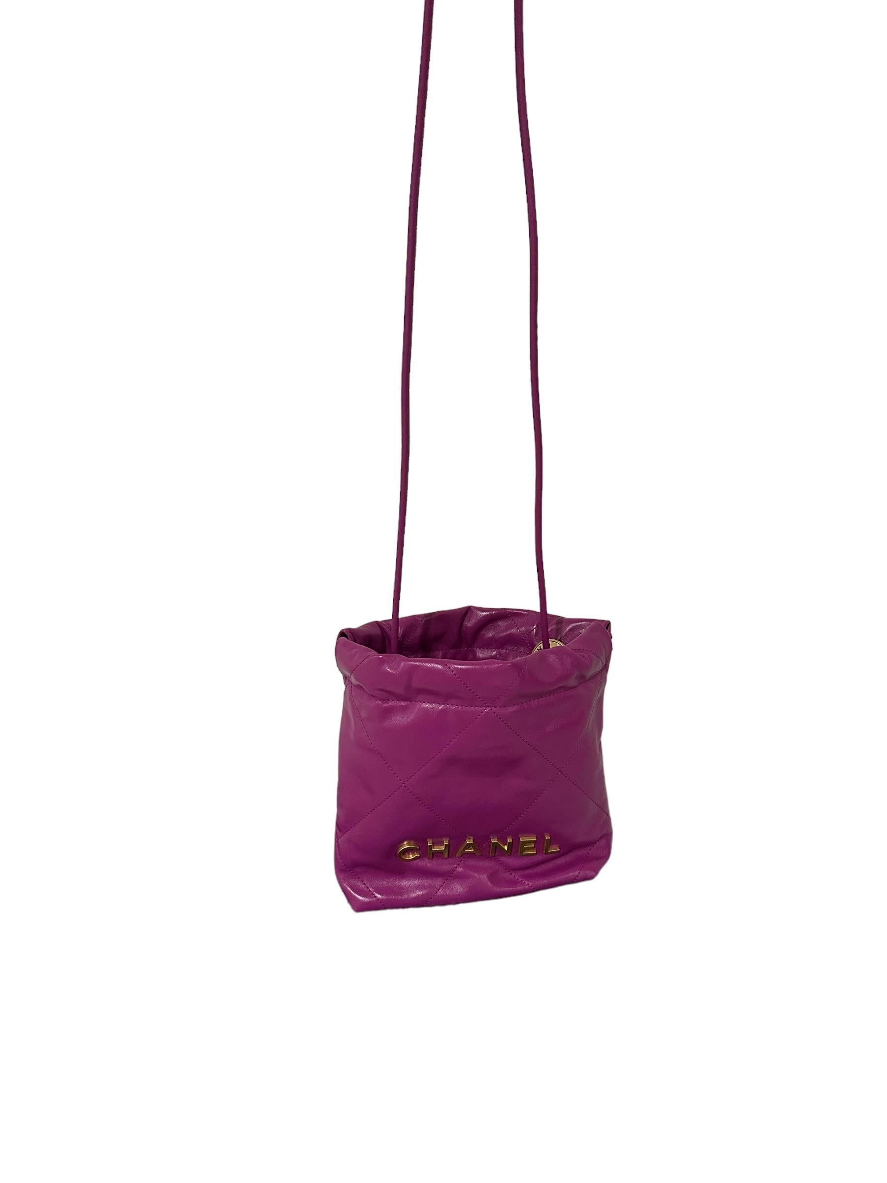 Women's or Men's CHANEL 22 Mini Handbag Barbie Purple Gold Hardware 