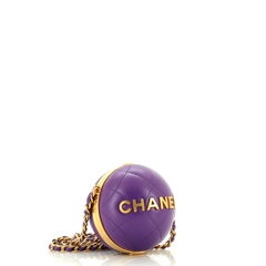 Chanel 22 Kugel Minaudiere Gestepptes Lammfell