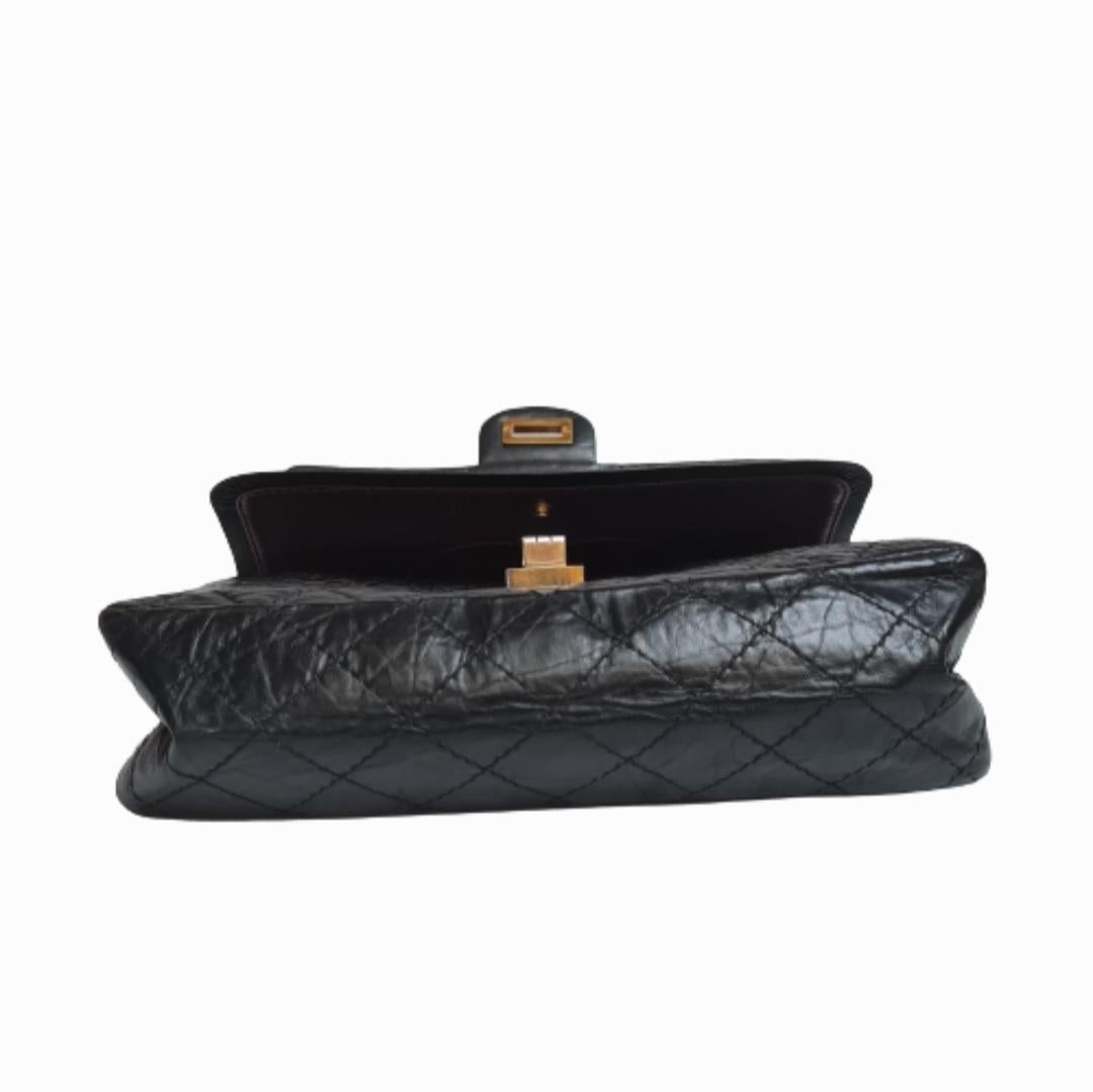 Chanel 225 Medium Schwarze Reissue GHW Tasche im Angebot 7