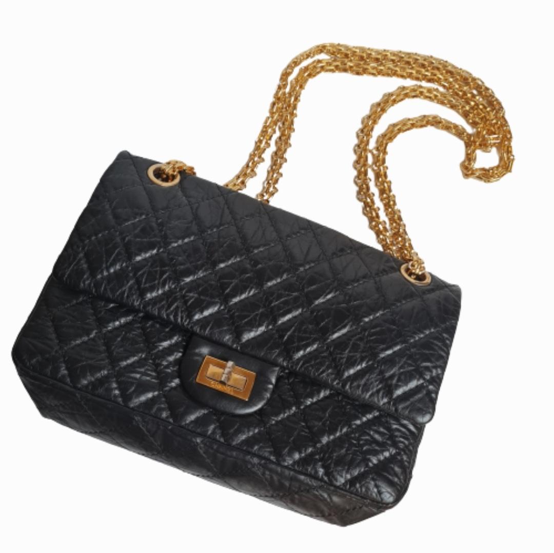 Chanel 225 Medium Schwarze Reissue GHW Tasche im Angebot 11