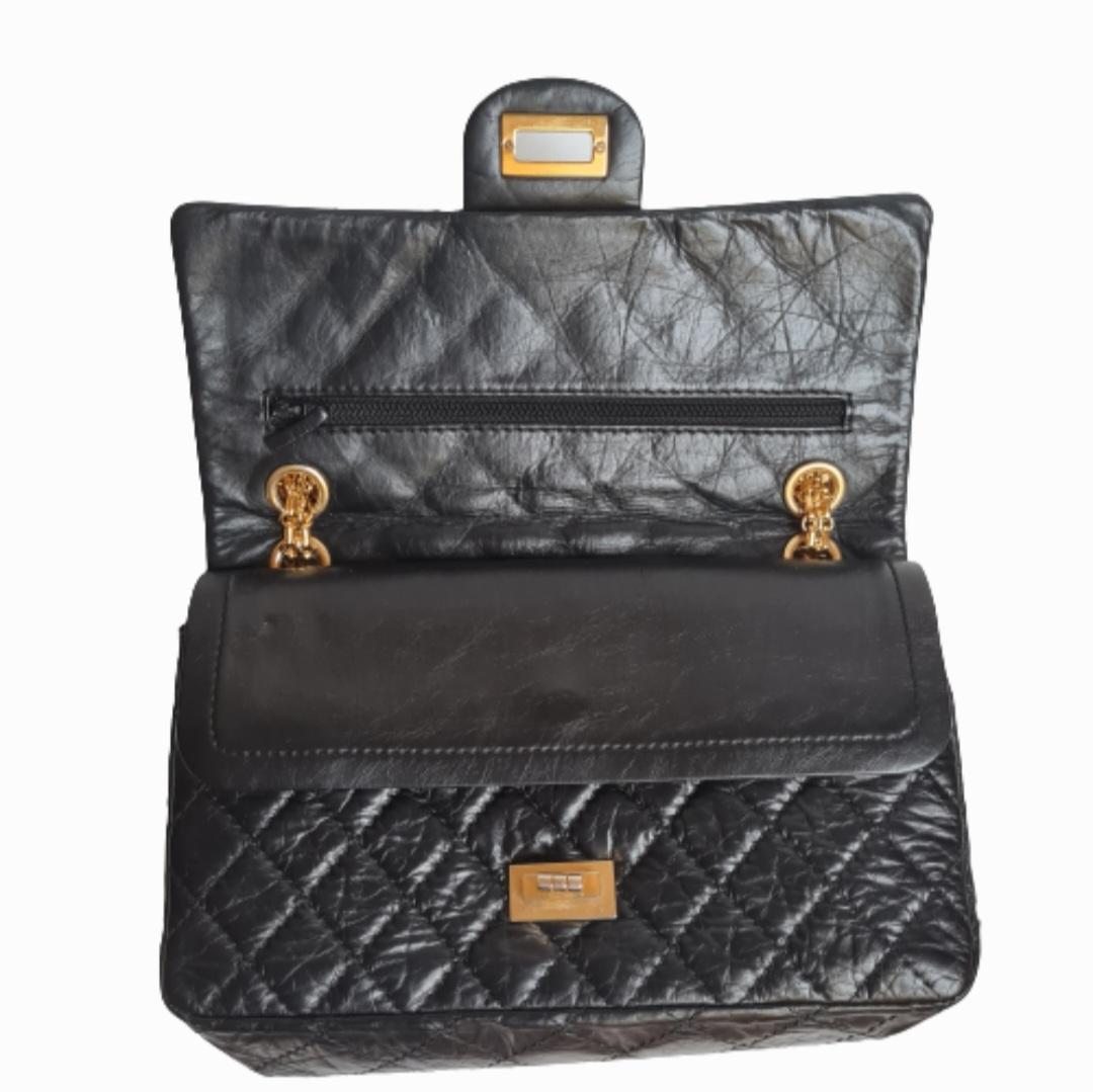 Chanel 225 Medium Schwarze Reissue GHW Tasche für Damen oder Herren im Angebot