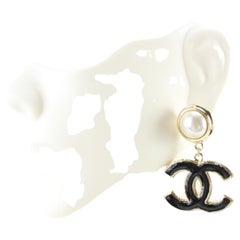 CHANEL Pearl CC Double Heart Drop Earrings Gold 914280