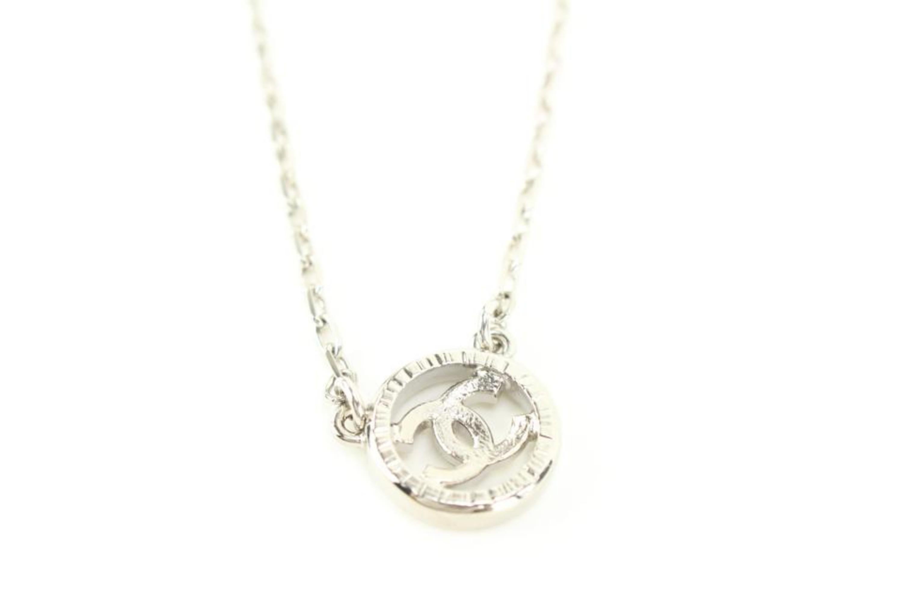 Chanel 22A Silver x Crystal CC Chain Necklace 72c615s In New Condition In Dix hills, NY