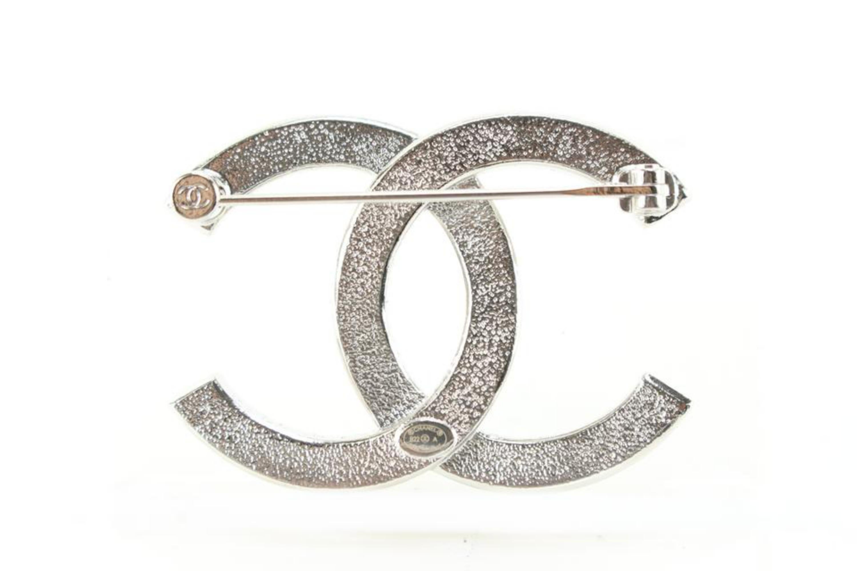 chanel brooch pin