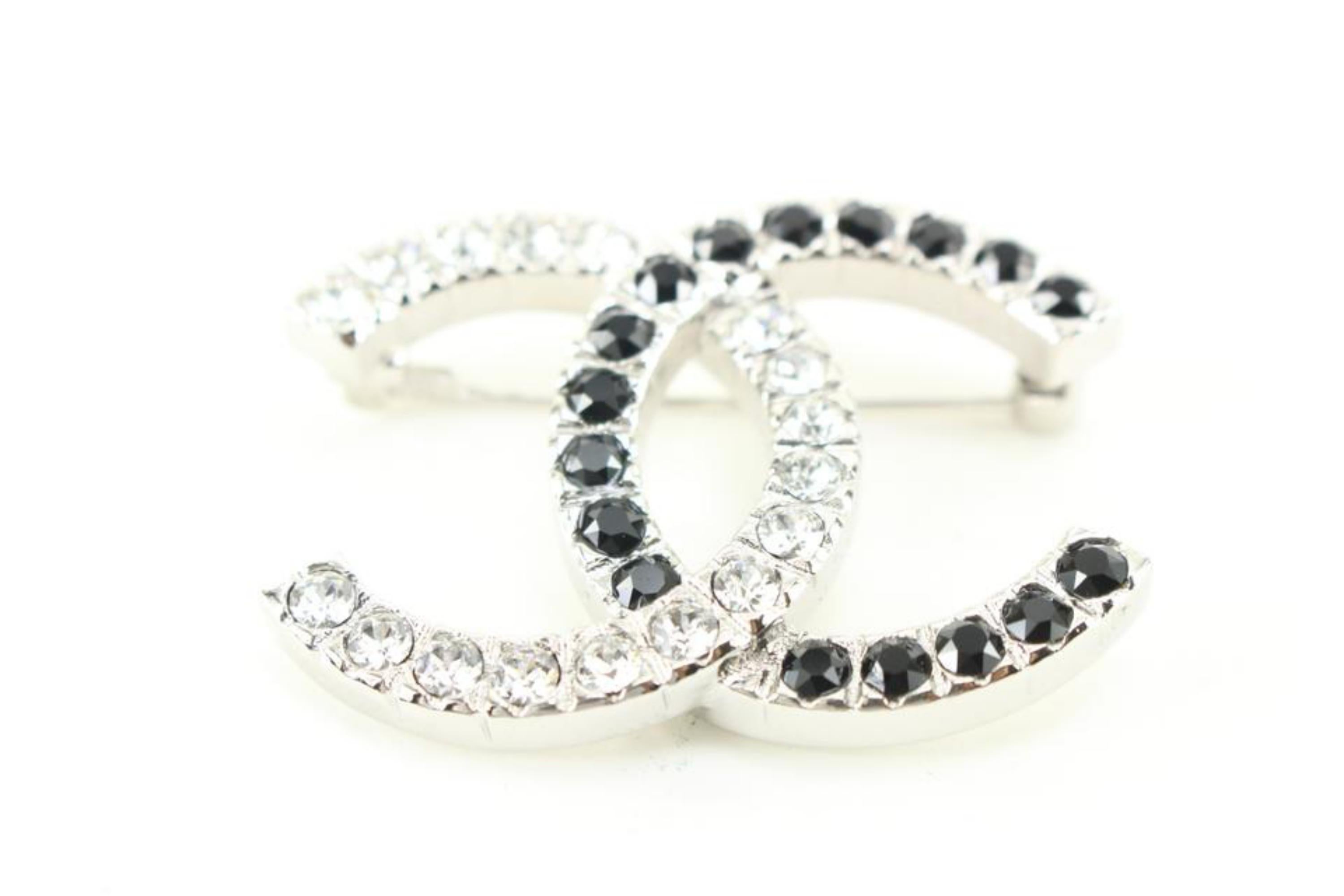 Chanel 22A Silver x Crystal x Black CC Logo Brooch Pin 98ch630s In New Condition In Dix hills, NY