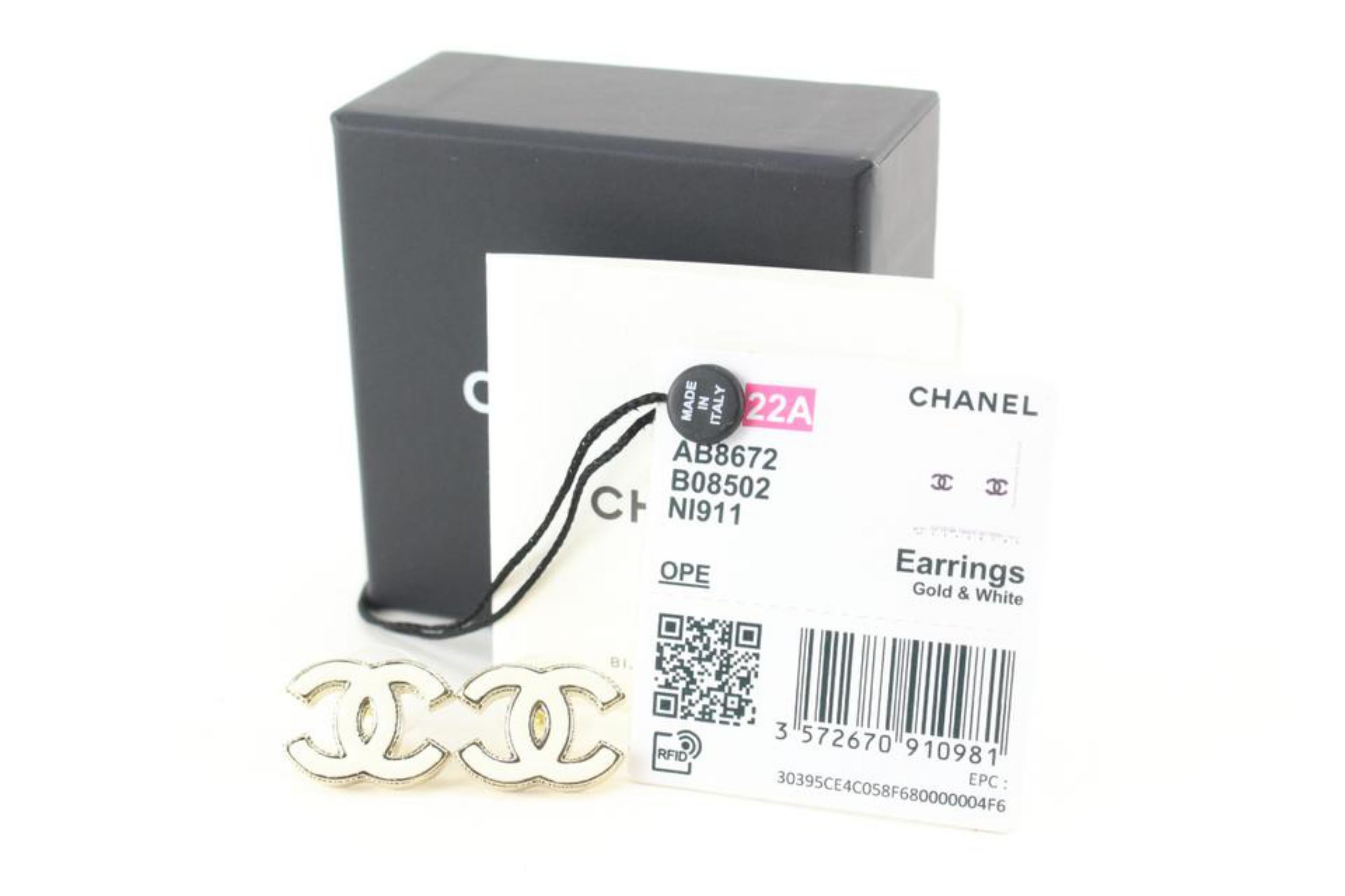 Chanel 22a White x Gold CC Logo Pierce Earrings 83cz629s 6