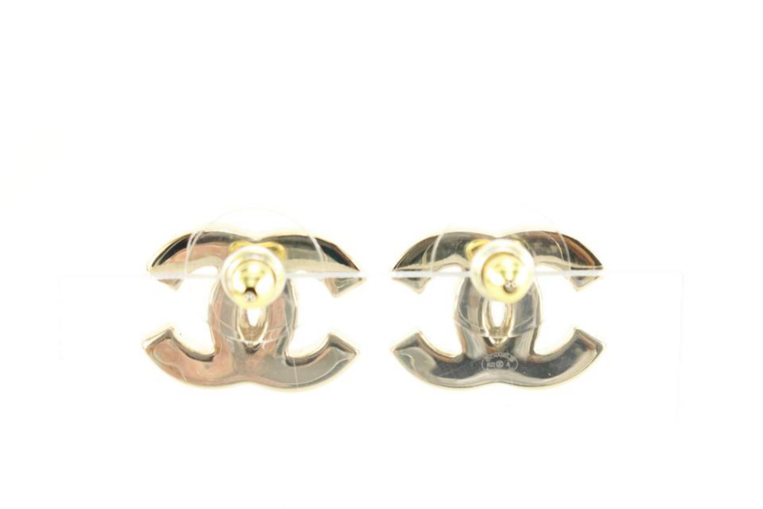 Chanel 22a White x Gold CC Logo Pierce Earrings 83cz629s 3