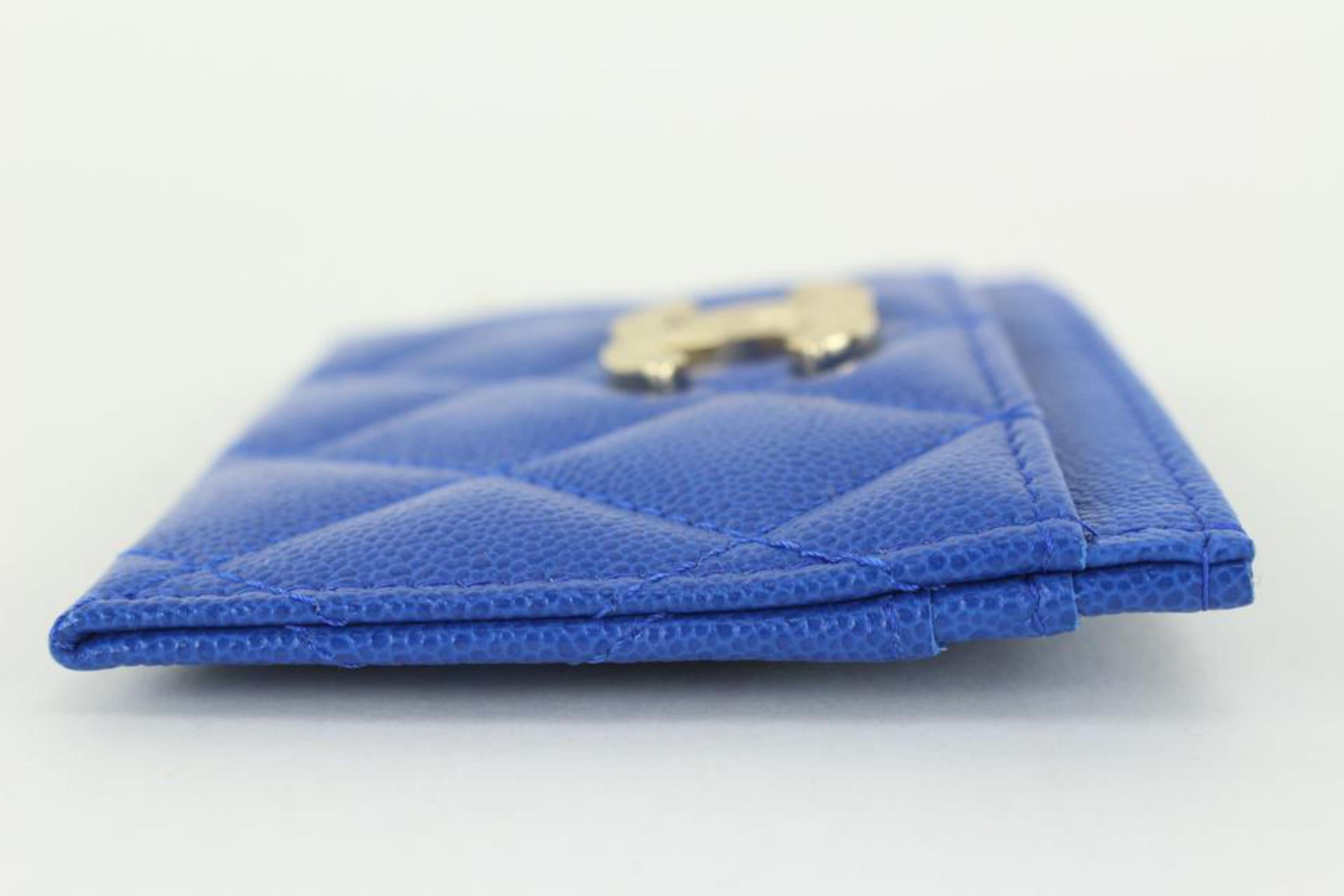Chanel 22B Dark Blue Caviar Card Holder Wallet Case 7CJ104 In New Condition In Dix hills, NY