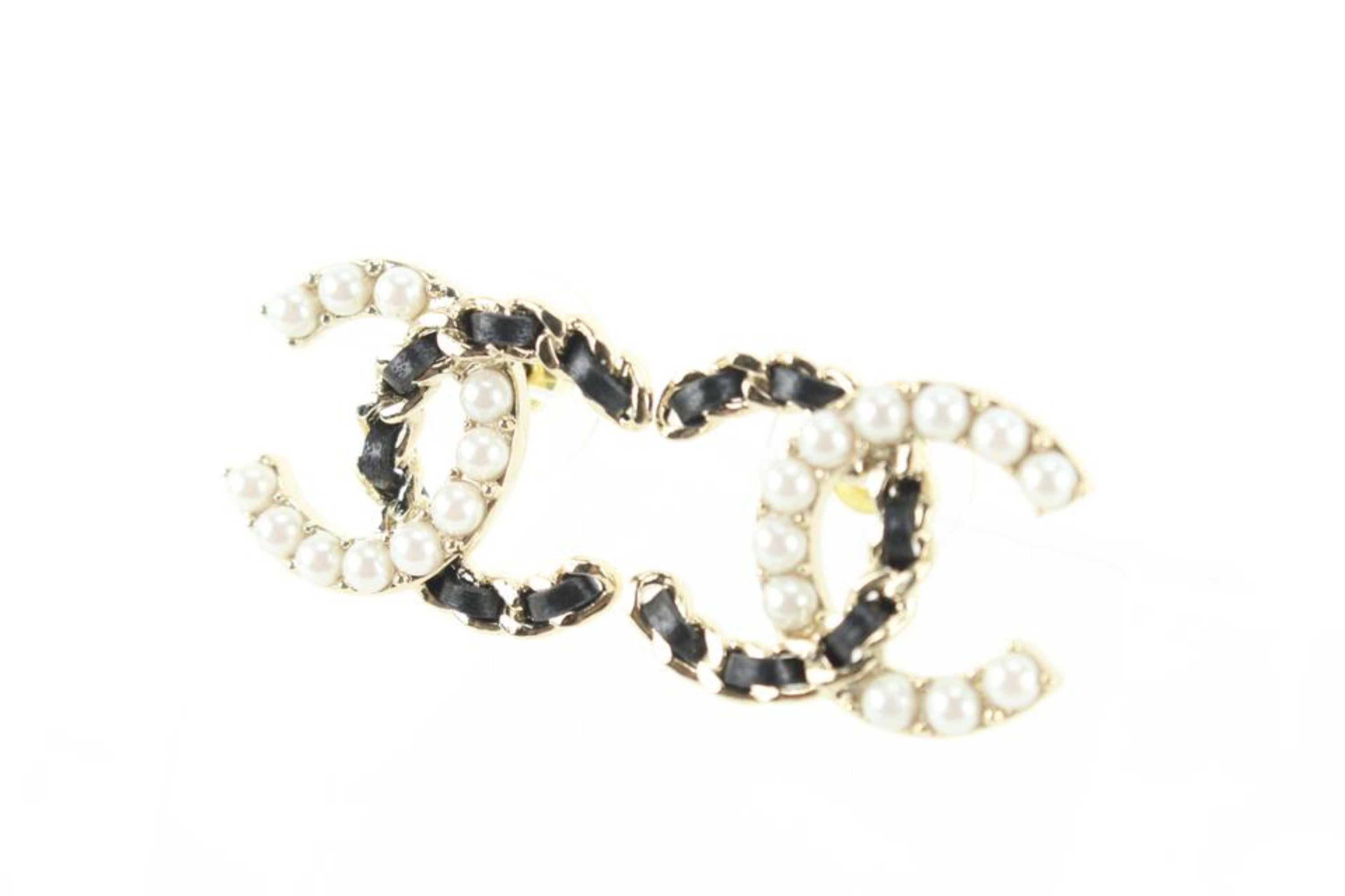 Chanel 22B Pearl x Black Crystal CC Logo Pierce Earrings 81ck727s 2