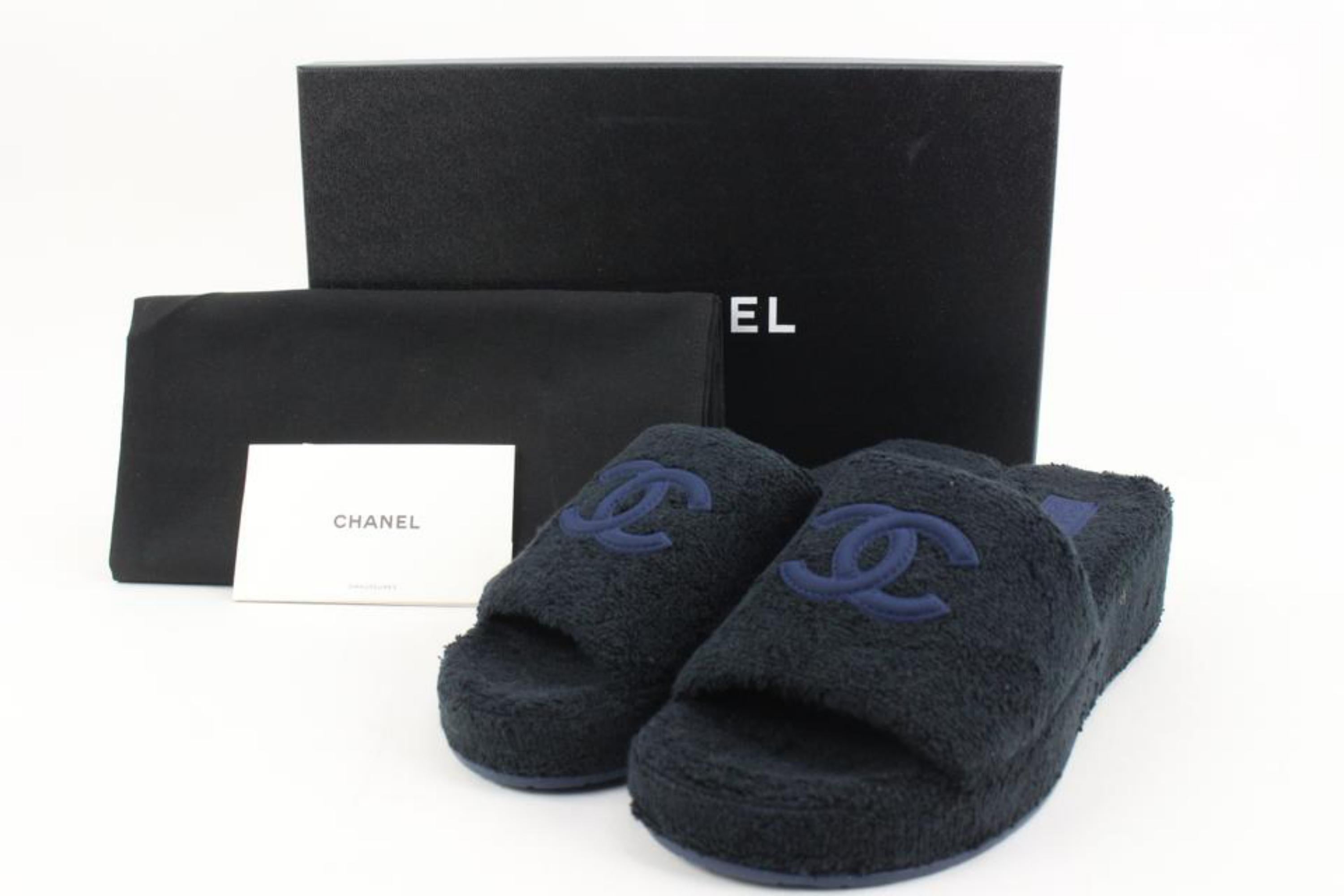 Chanel 22C Black Navy Terry Cloth Sandal CC Wedge Sandal Mule Slides 28ck223s 5
