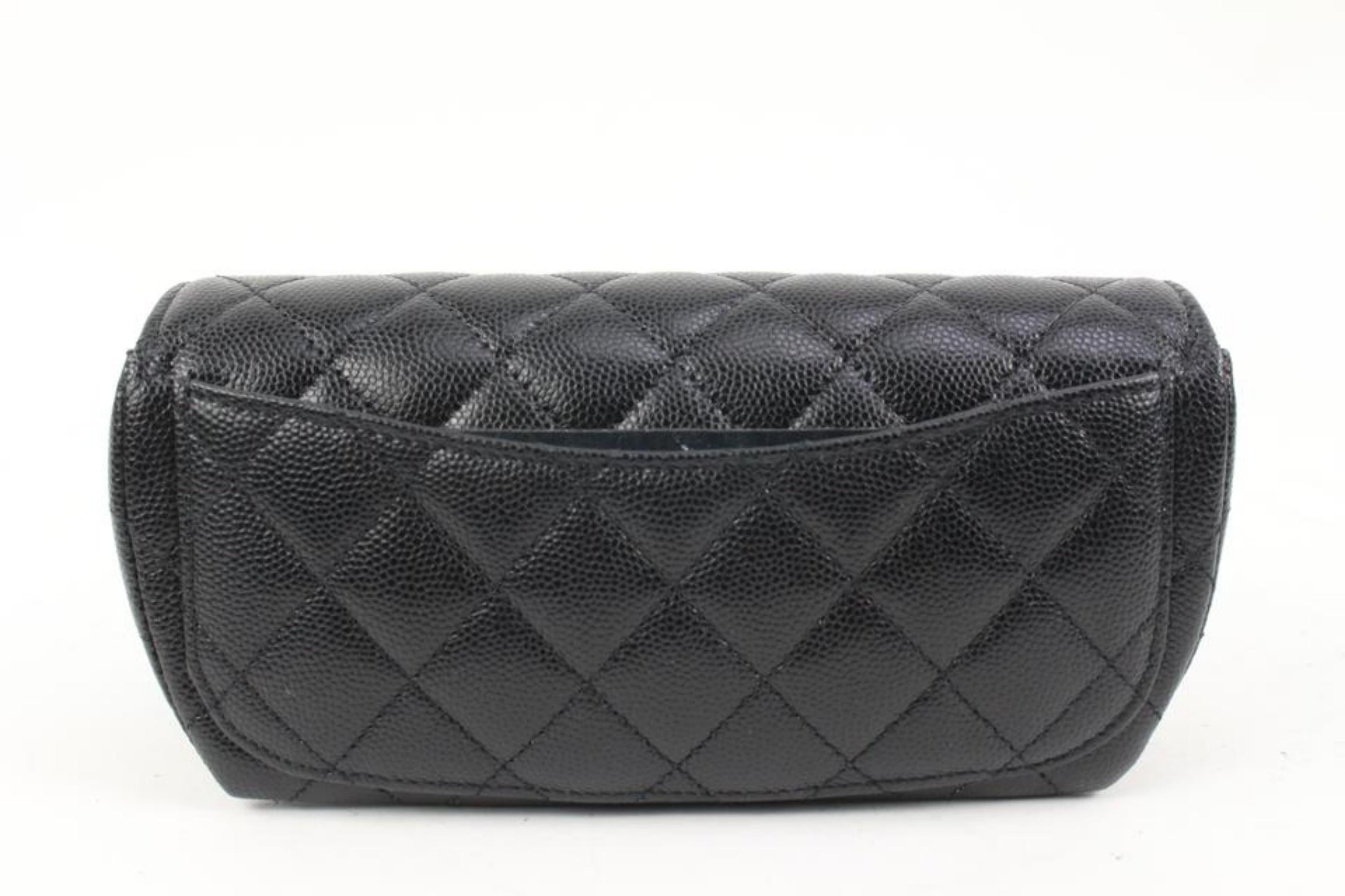 Women's Chanel 22C Black Quilted Caviar Mini Classic Flap Gold Chain Bag 7cas215