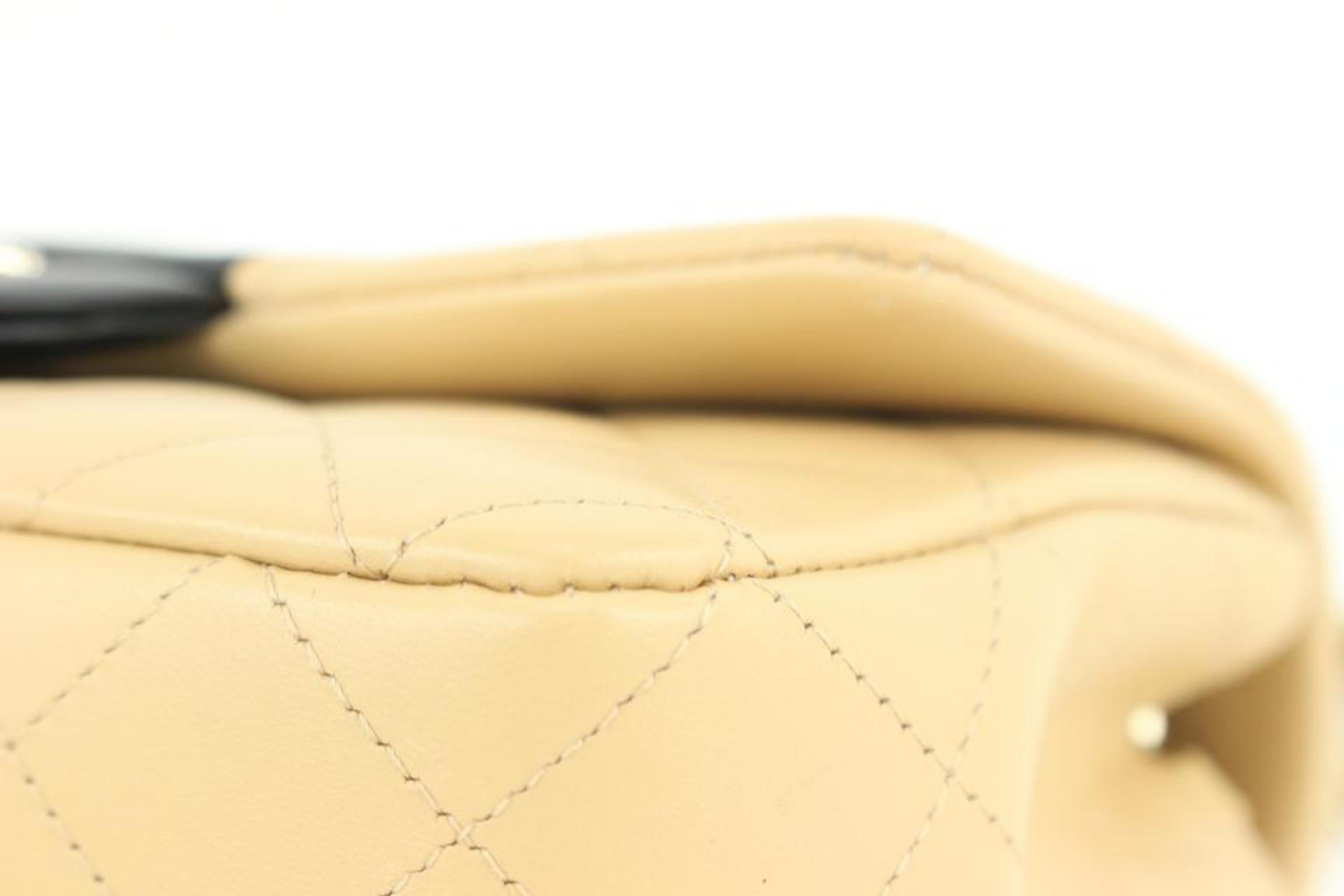 Chanel 22C Seltene Bicolor Beige Schwarze gesteppte Lammfell Mini Classic Flap 111ca4 6