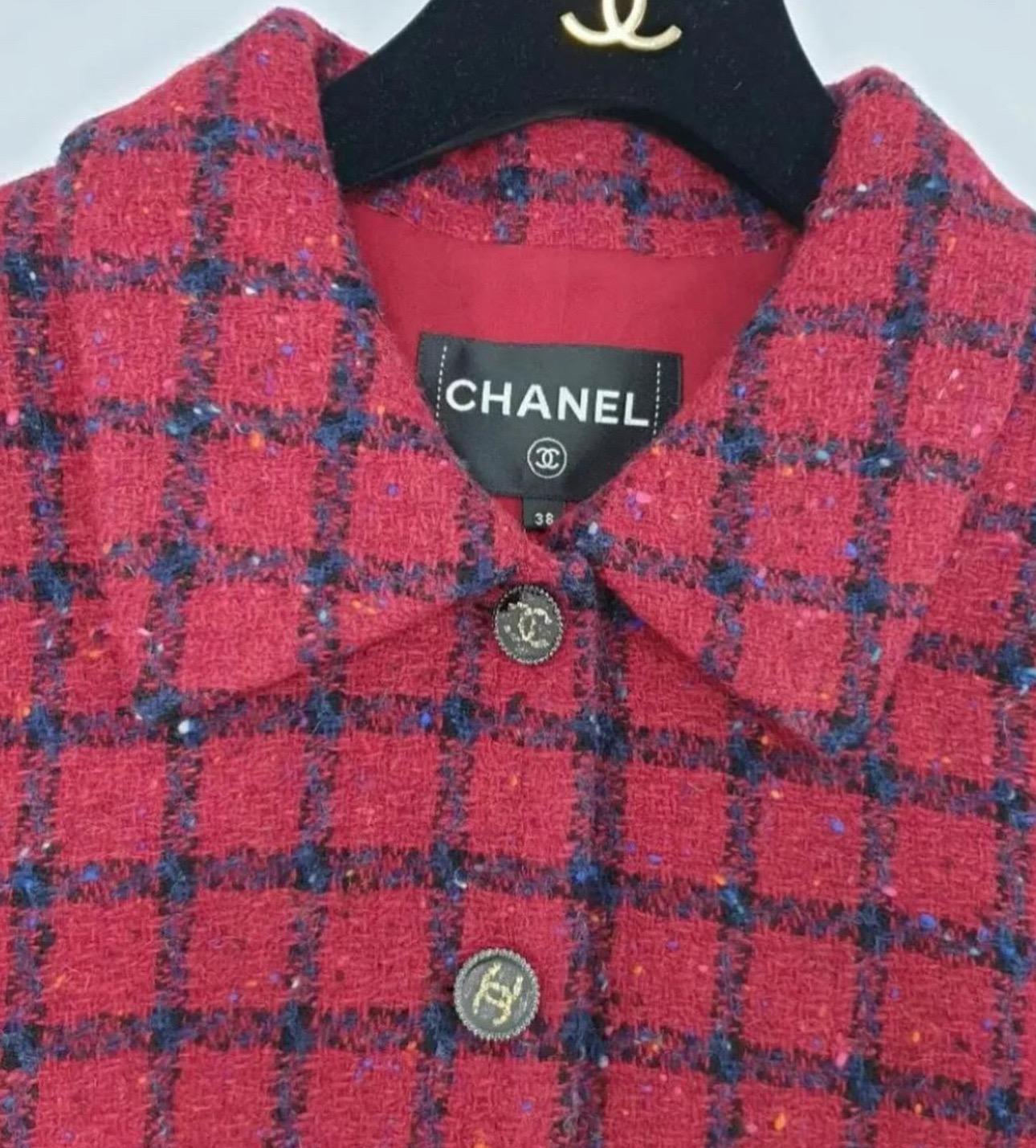 One of the best sellers of the collection - CHANEL 22K Runway Tweed Jacket 
Size-34 FR in Red/ Navy/ Multicolour.  
$9k+ retail and completely sold out.
Like new condition.