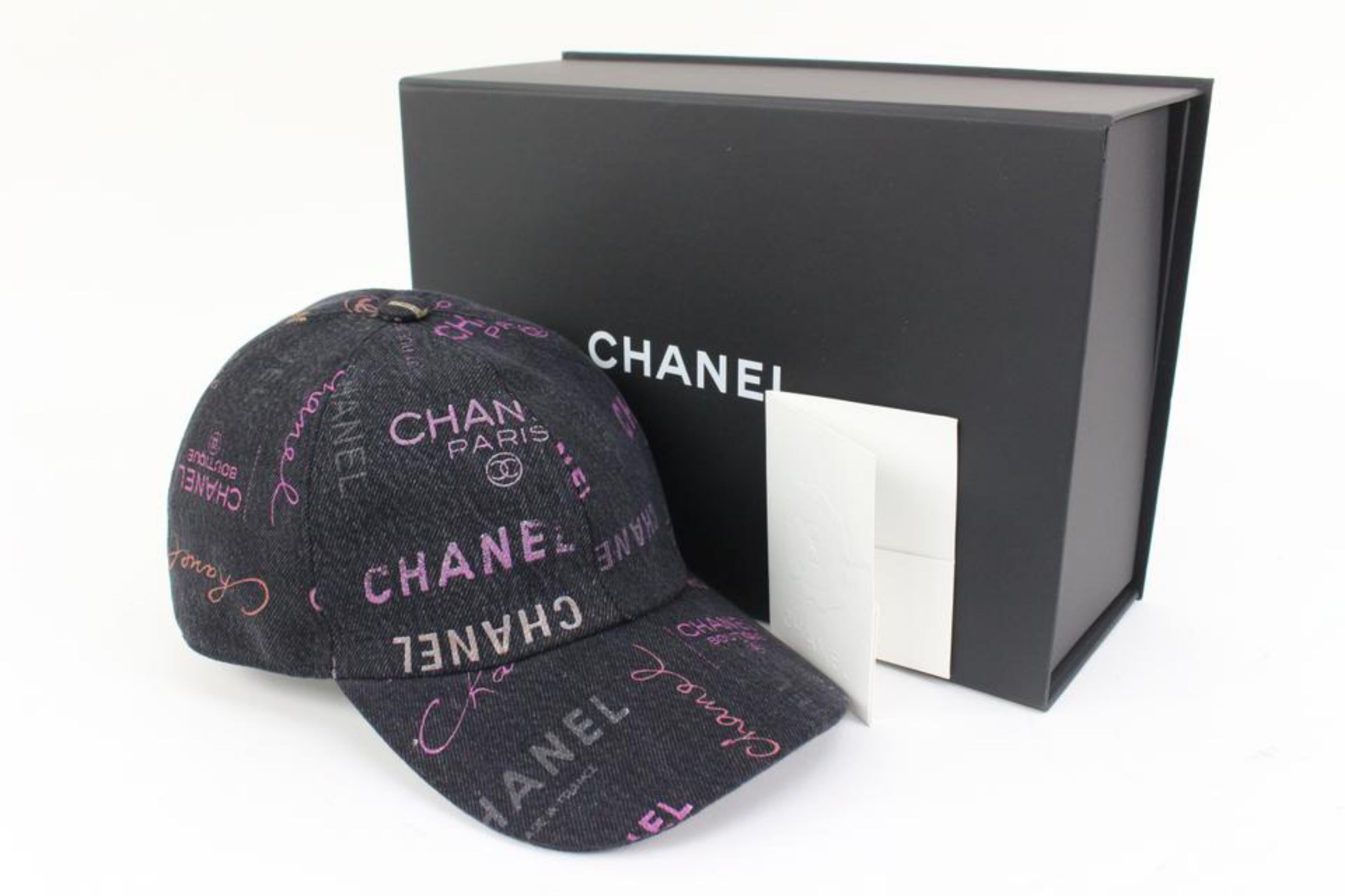 Chanel 22P Black Denim CC All Over Baseball Cap 1ck323s
Made In: Italy
Measurements: Length:  7.5