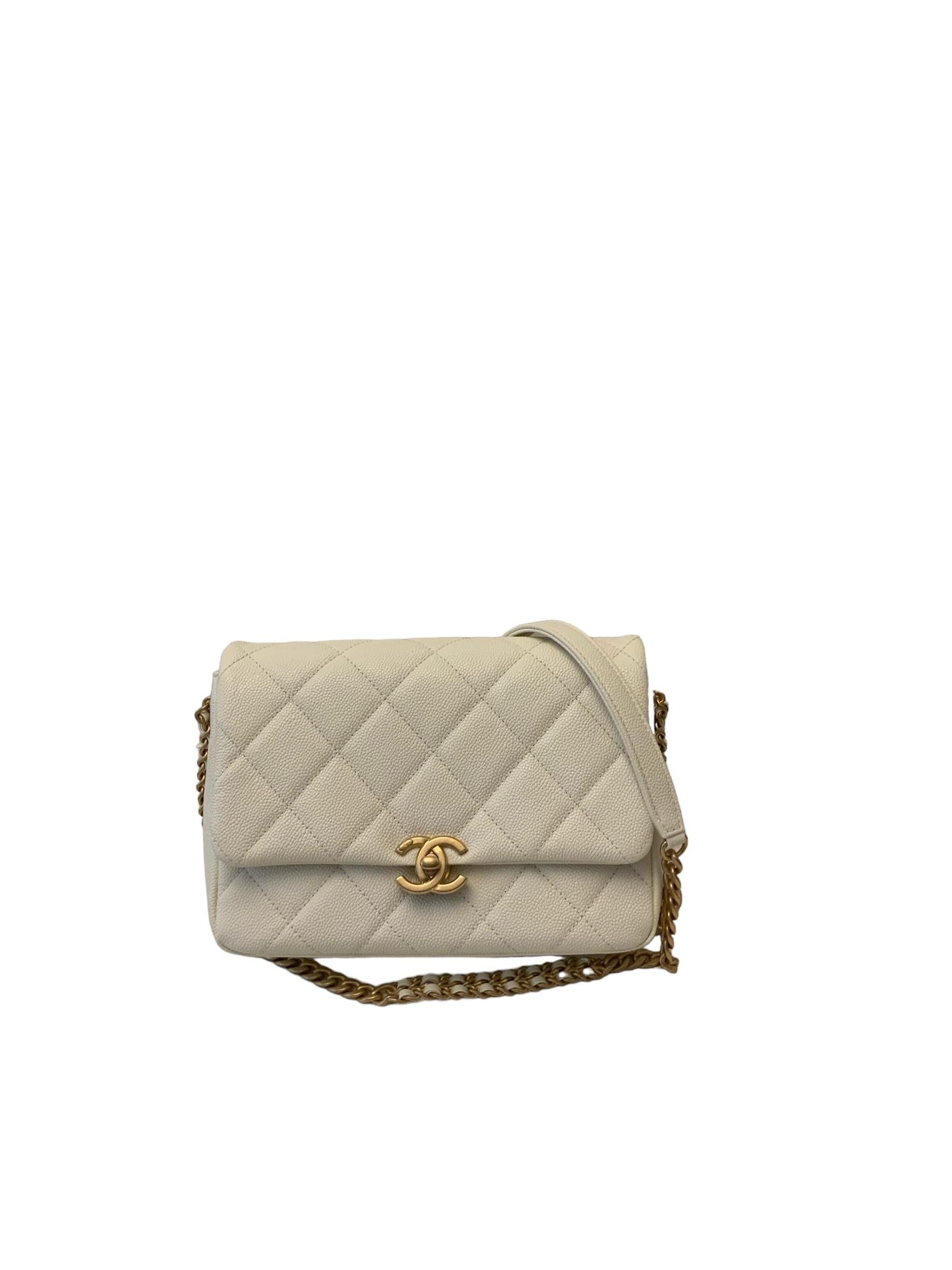 Chanel 22P Melody Flap White Caviar Small Bag  For Sale 6