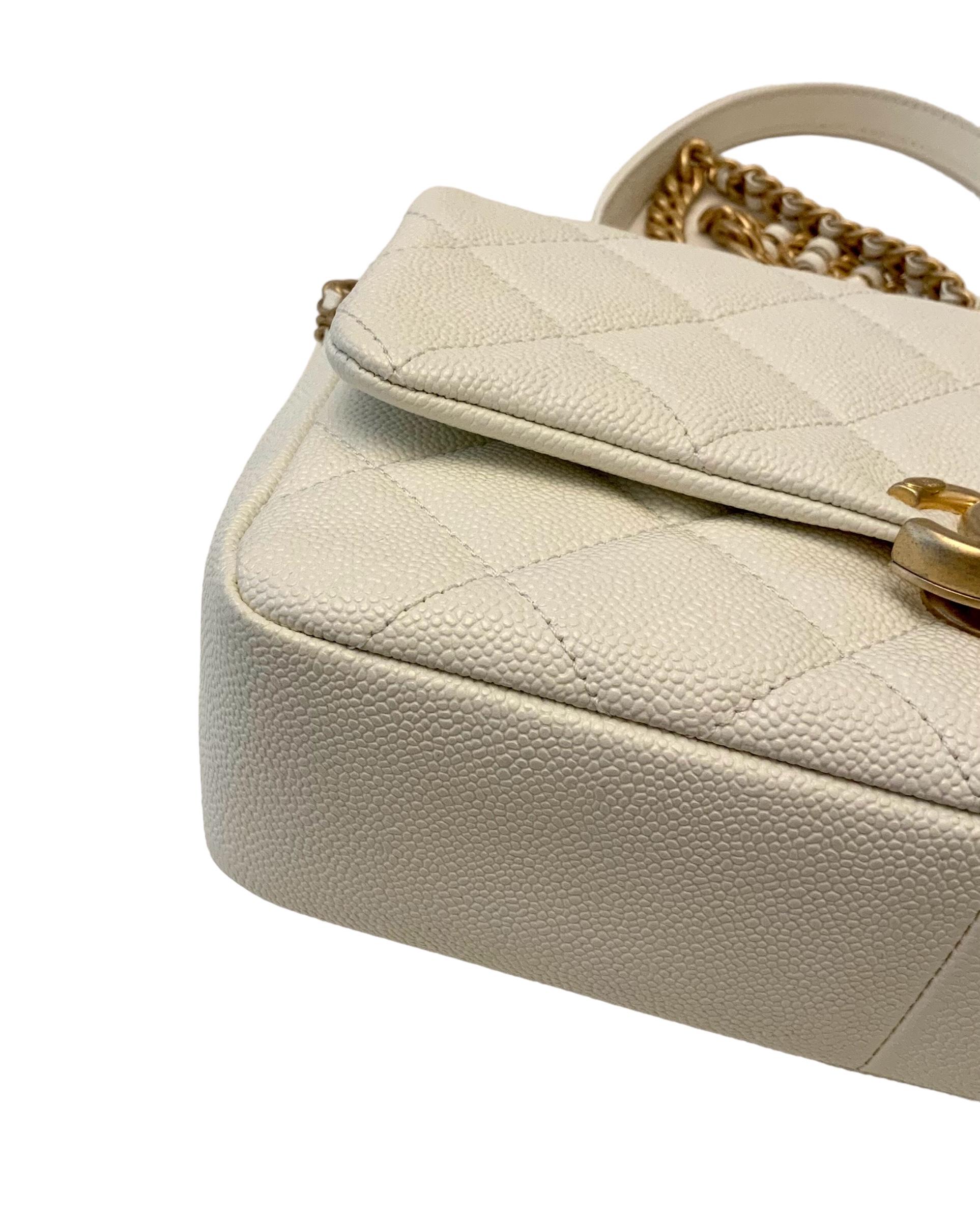 Chanel 22P Melody Flap White Caviar Small Bag  For Sale 2
