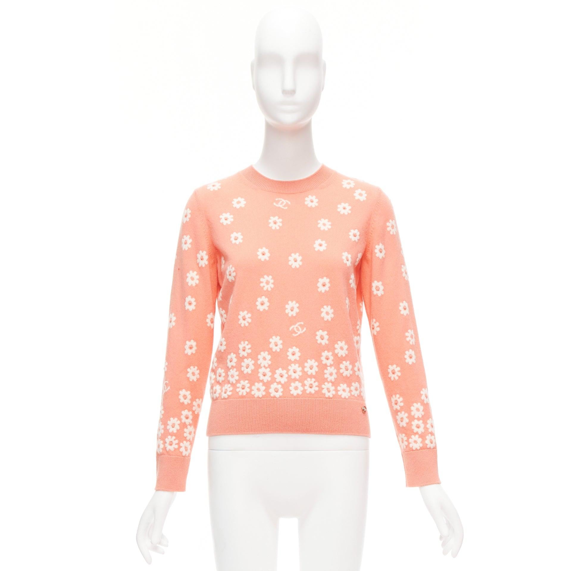 CHANEL 22P peach cashmere blend floral CC knitted pullover sweater FR34 For Sale 5