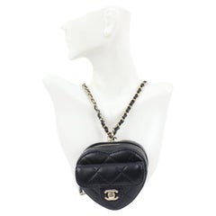 Chanel 22s schwarz gesteppt Lammfell CC Liebe Herz Kette Halskette Beutel 46ck26