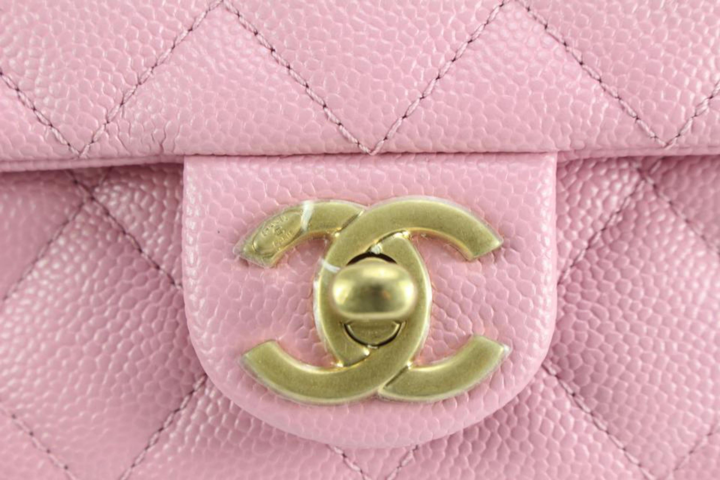 Chanel 22S Dark Pink Quilted Caviar Mini Flap Gold Chain Bag   7cz53s In New Condition In Dix hills, NY