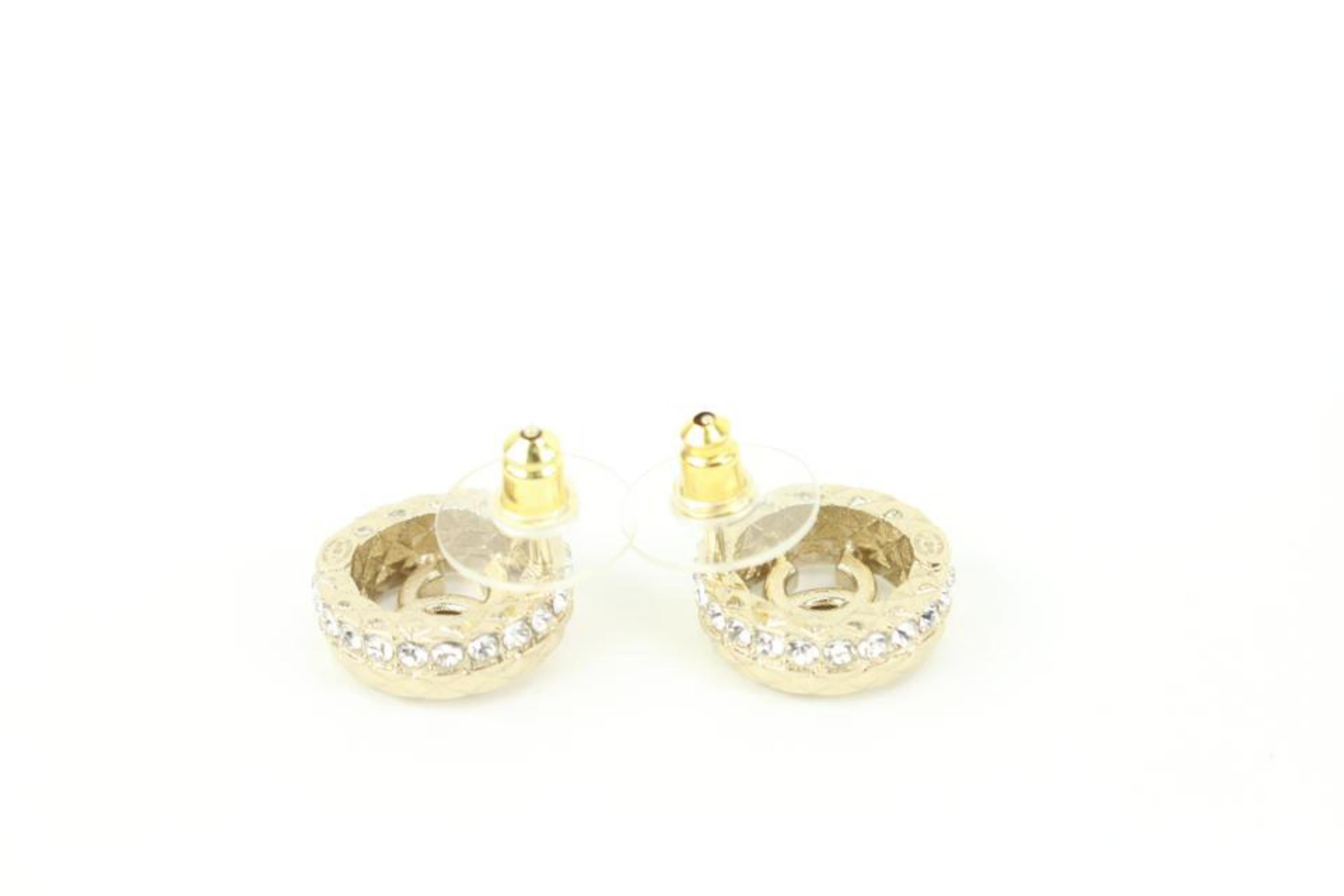 Chanel 22S Gold x Crystal Round CC Earrings Pierce 13ck311s In New Condition In Dix hills, NY