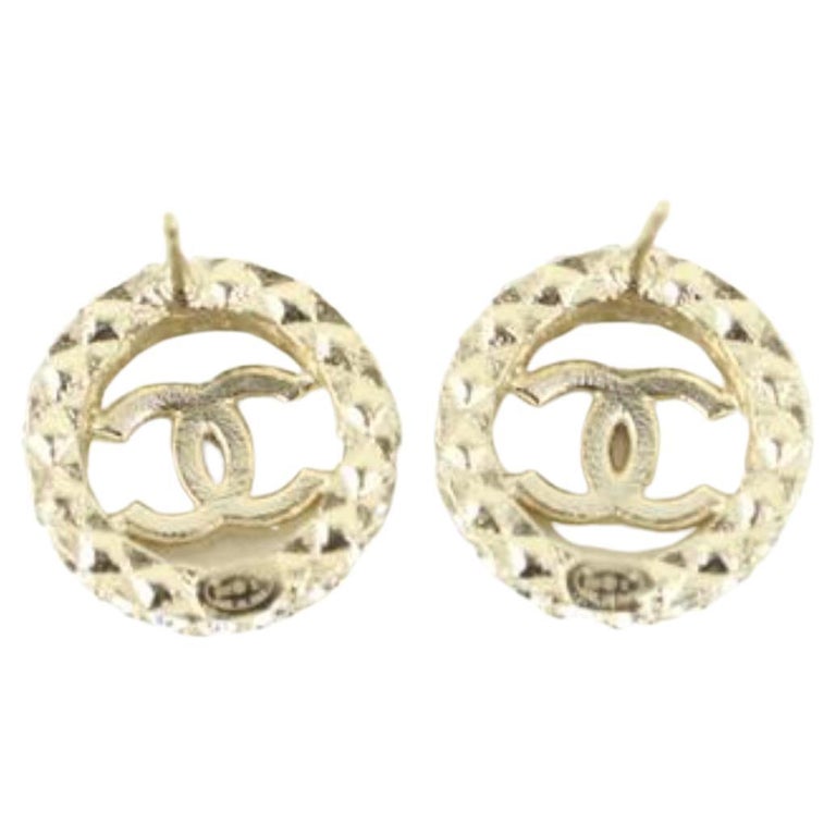 Chanel 22S Gold x Crystal Round CC Earrings Pierce 13ck311s at 1stDibs
