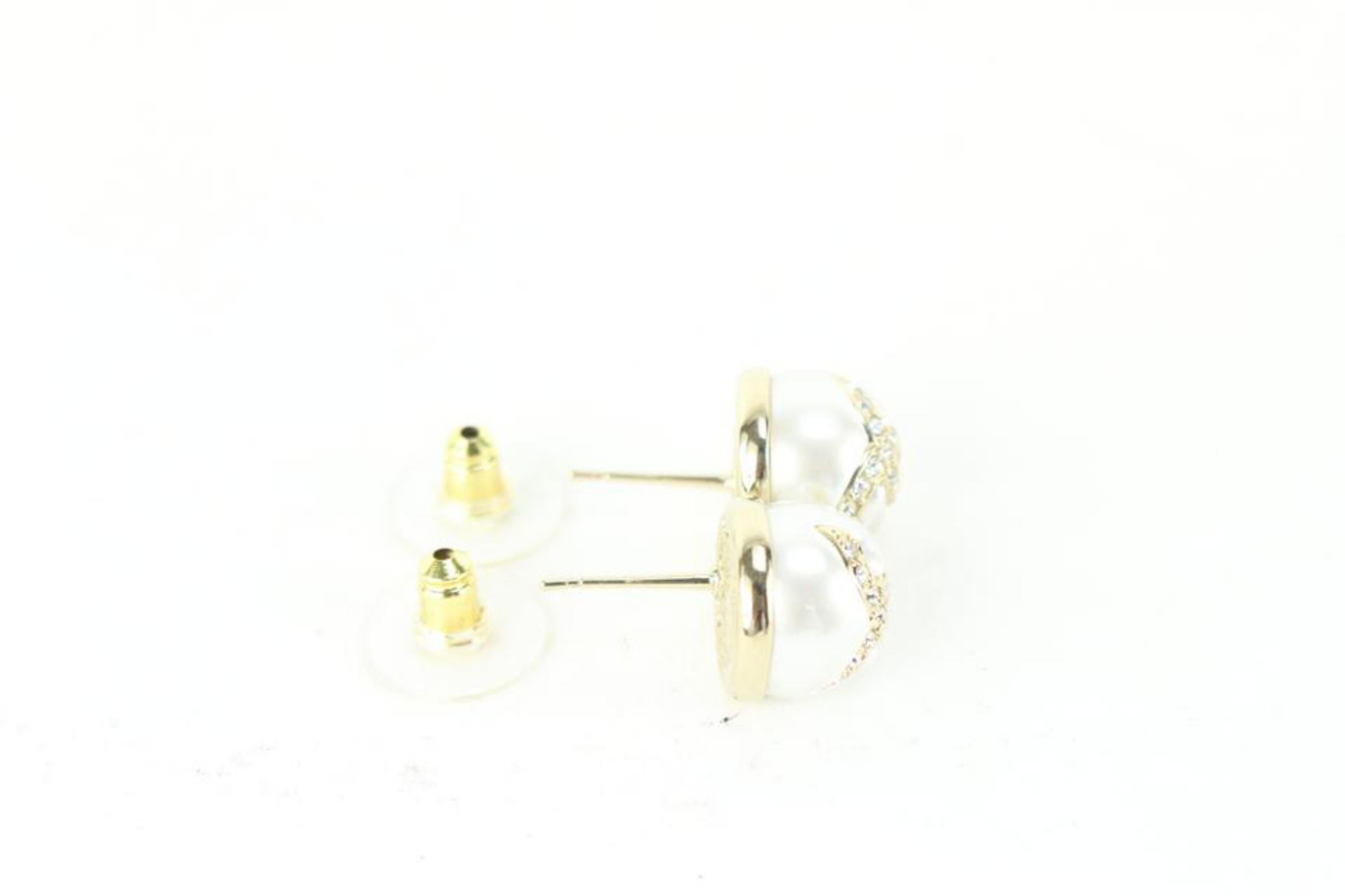 Gray Chanel 22S Gold x Pearl CC Crystal Earrings 26cz510s For Sale