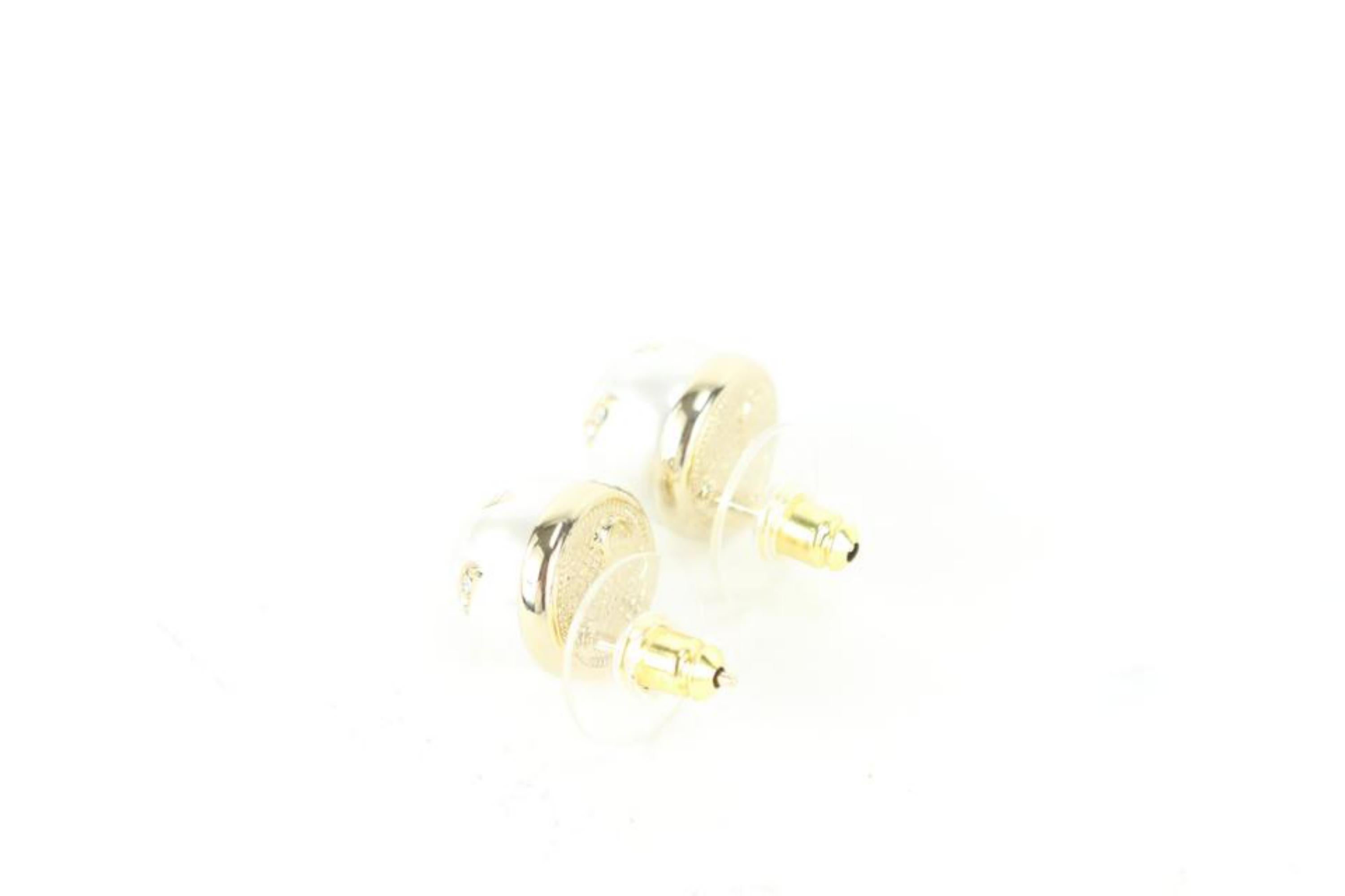 Chanel 22S Gold x Pearl CC Crystal Earrings 26cz510s For Sale 1