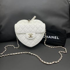Chanel 22S White Lambskin Heart Bag CC Cupcake Small Gold Hardware